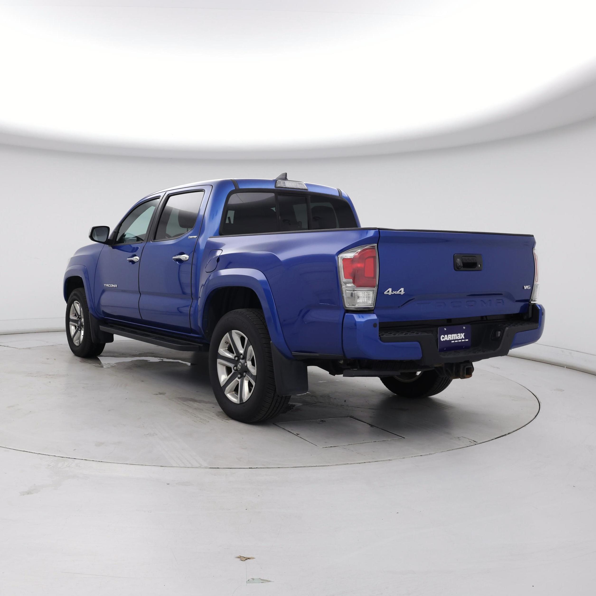 Thumbnail: 2016 Toyota Tacoma - 2