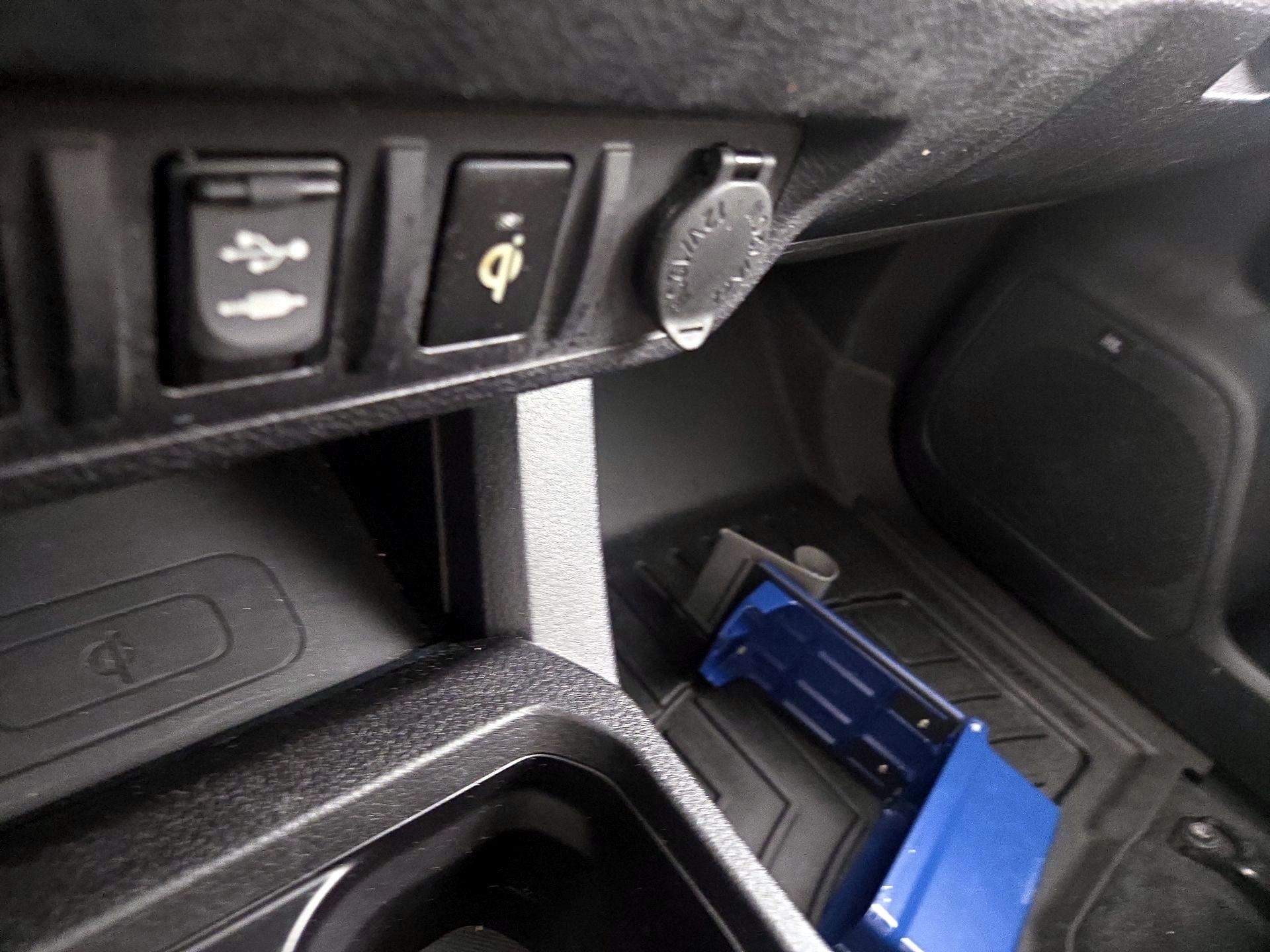 Thumbnail: 2016 Toyota Tacoma - 19