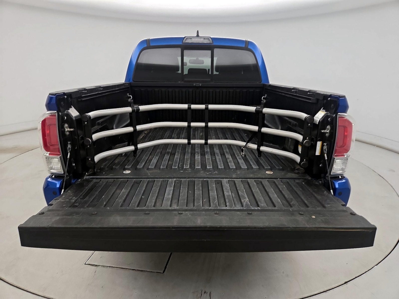 2016 Toyota Tacoma Limited - Photo 23