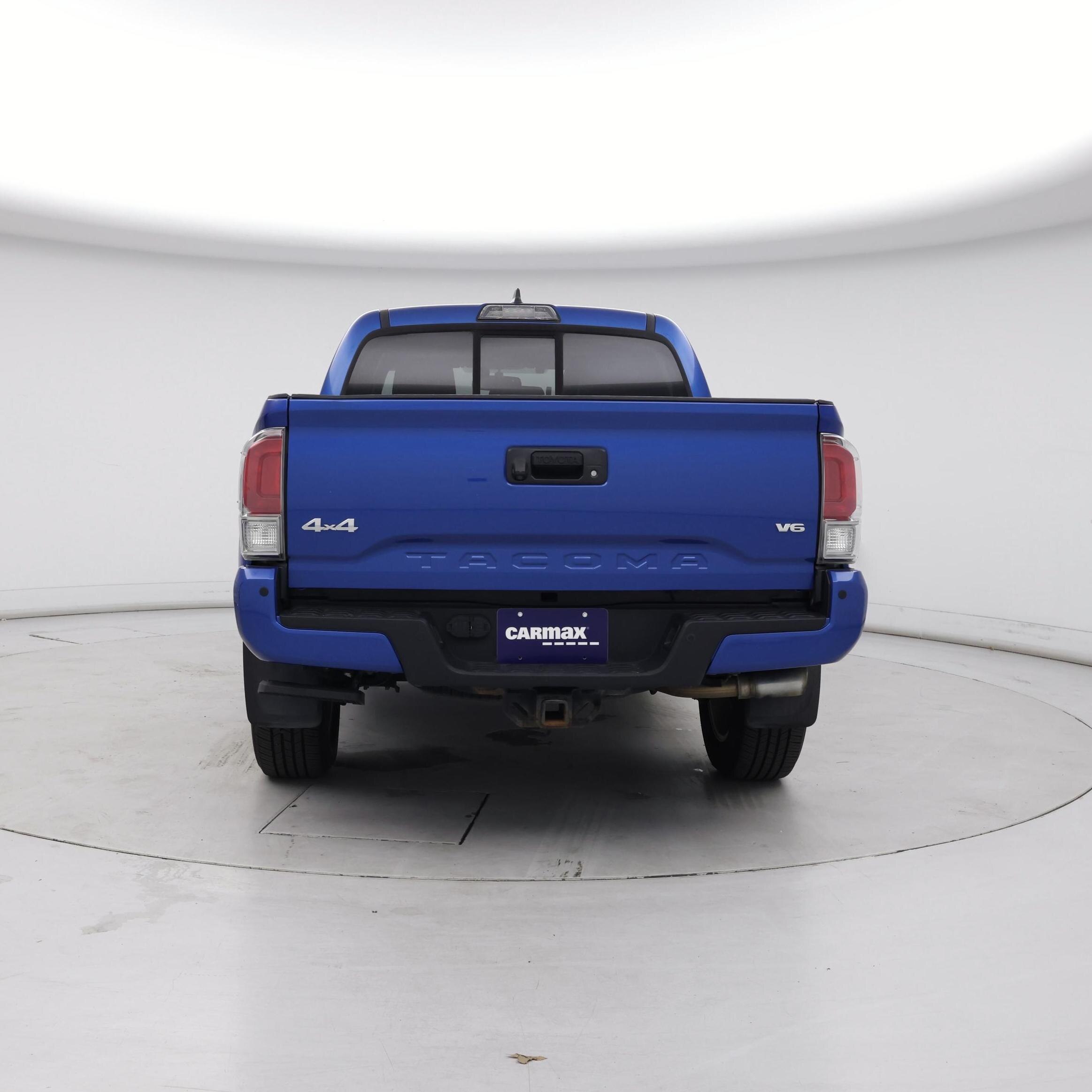 Thumbnail: 2016 Toyota Tacoma - 6