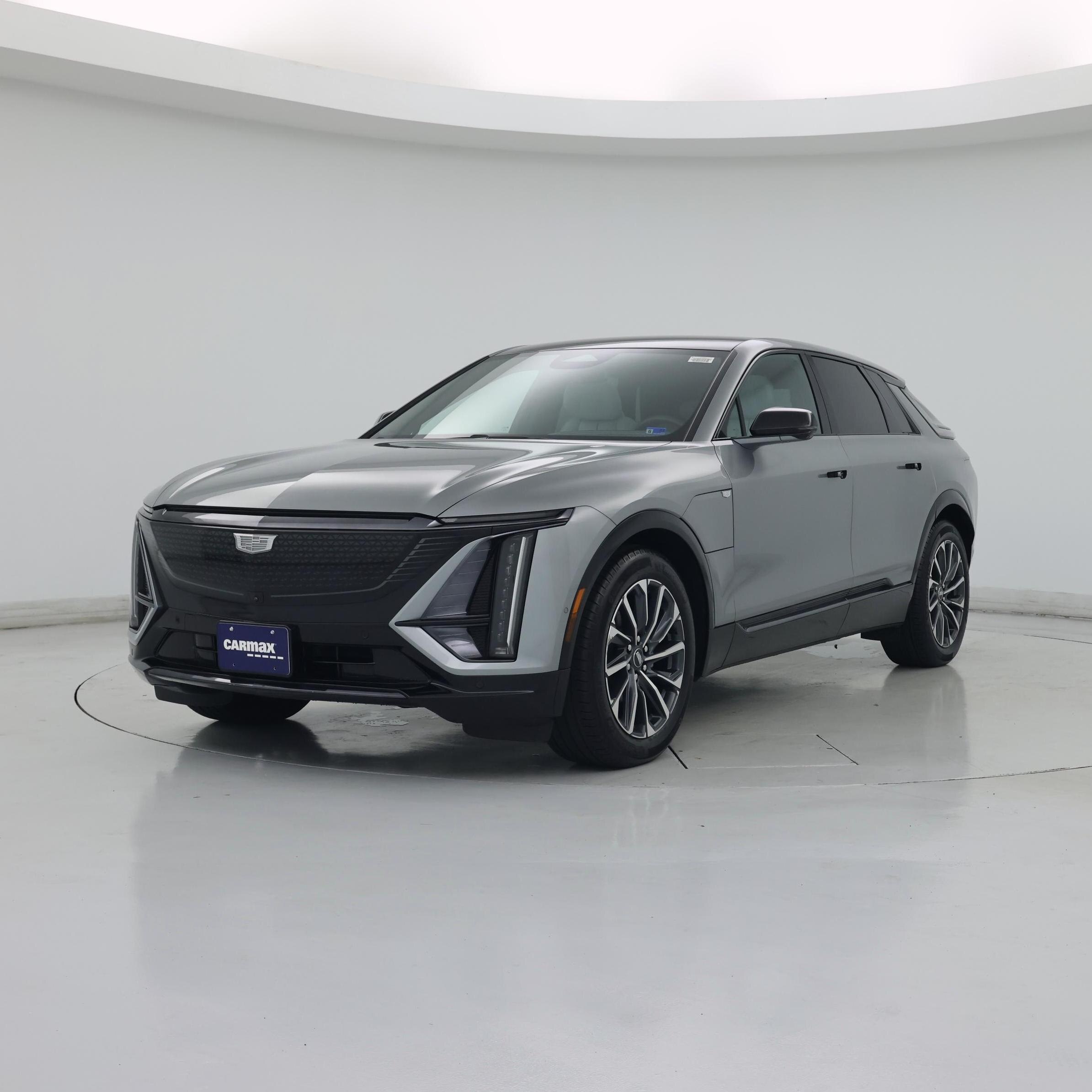 Thumbnail: 2025 Cadillac Lyriq - 4