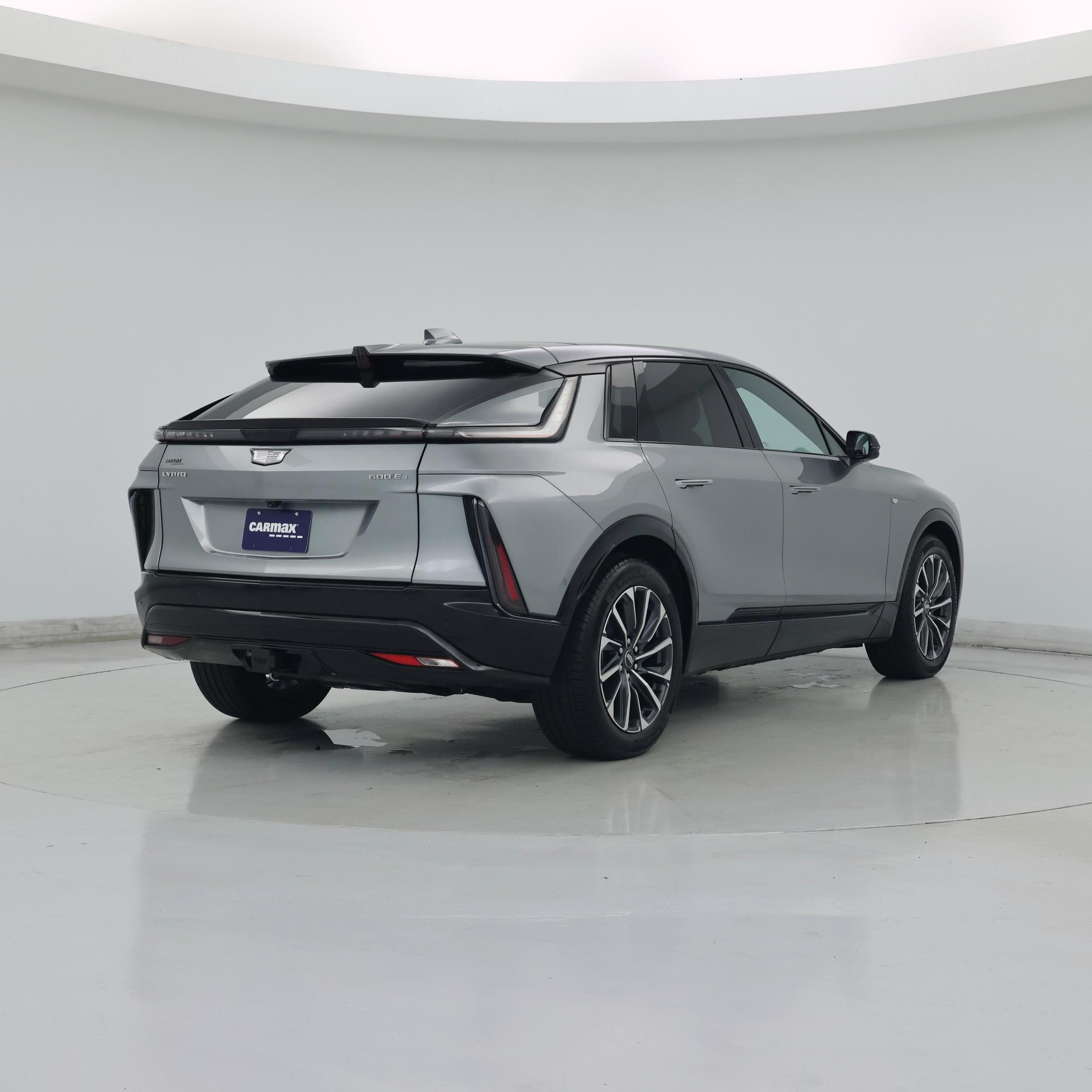 Thumbnail: 2025 Cadillac Lyriq - 8