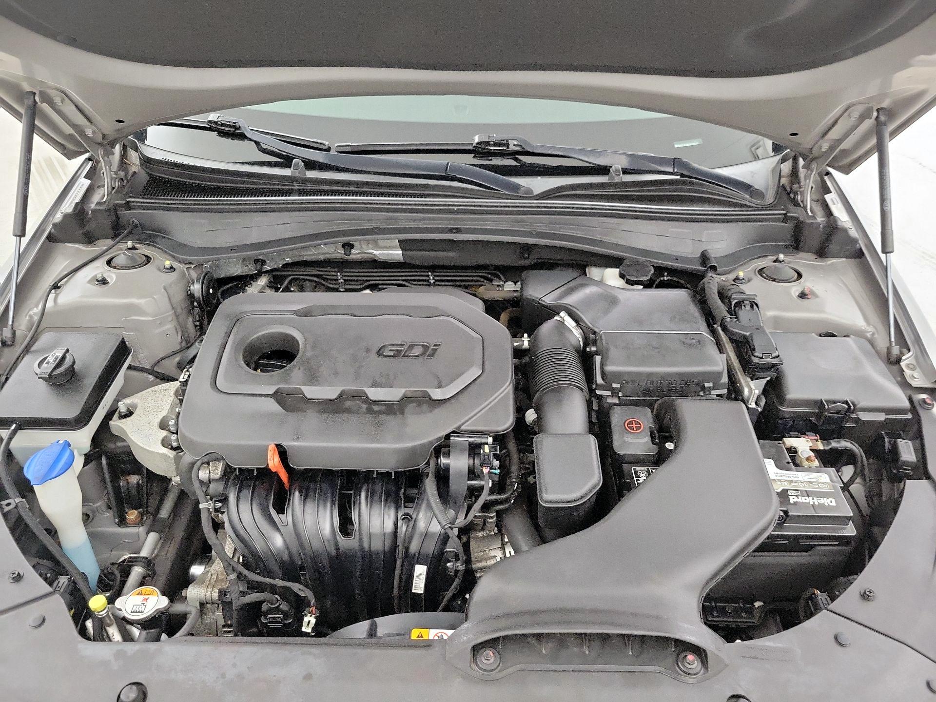 Thumbnail: 2016 Kia Optima - 19