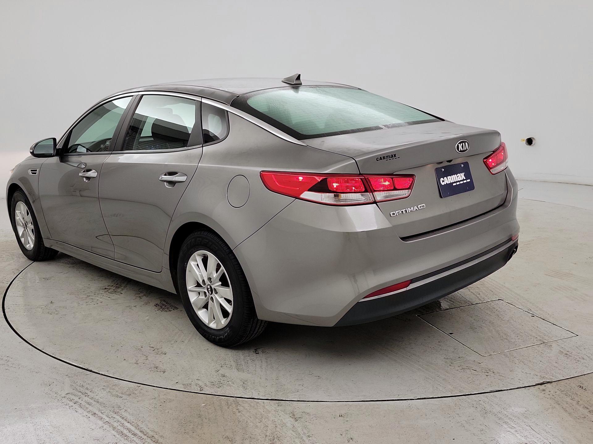 Thumbnail: 2016 Kia Optima - 7
