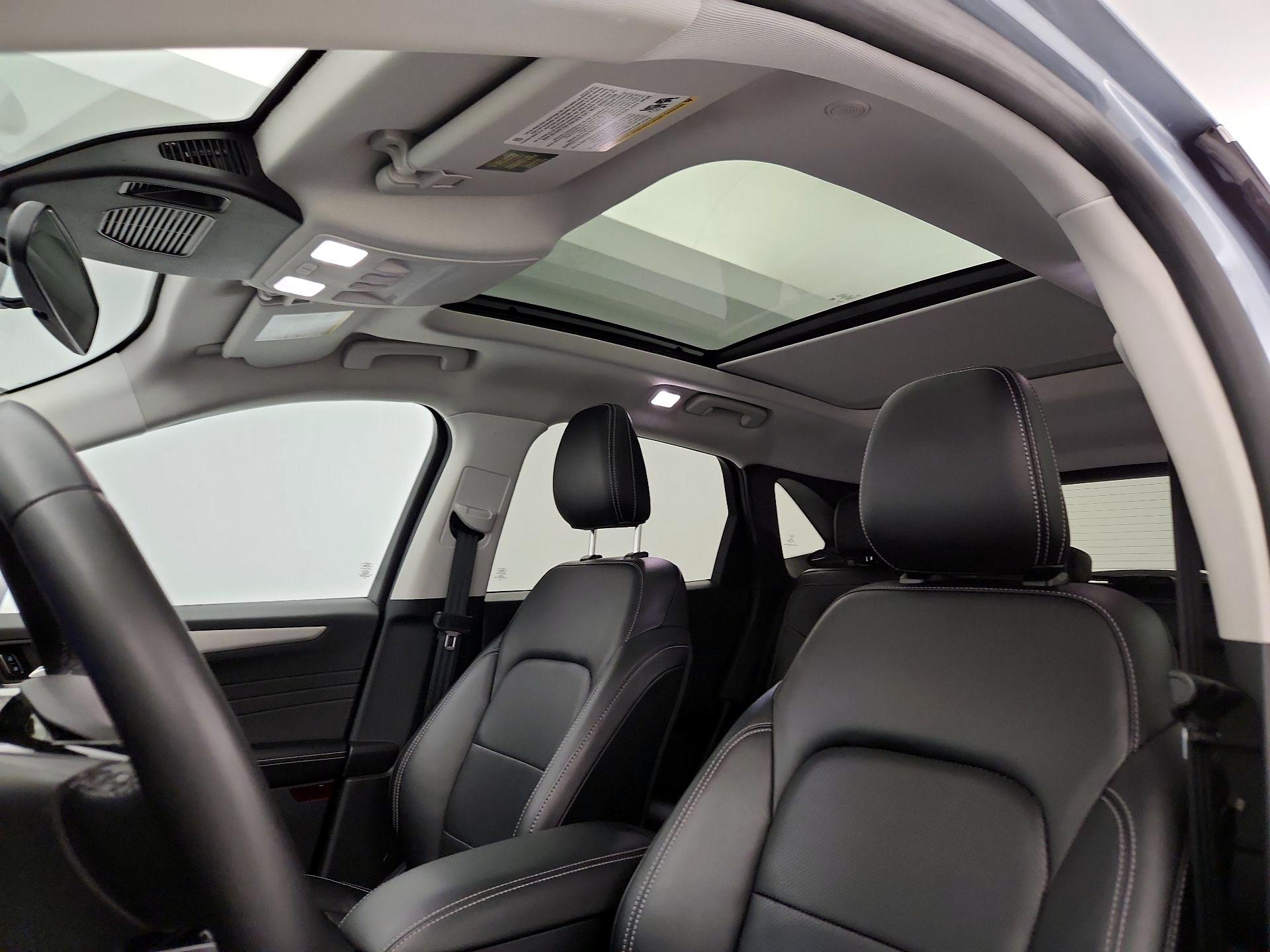 Thumbnail: 2022 Ford Escape - 19