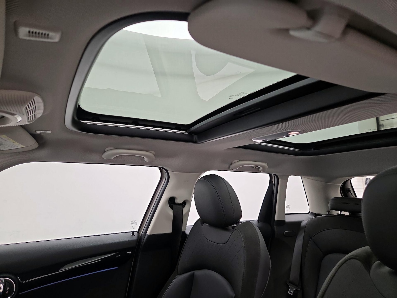 2024 MINI Hardtop 4 Door S - Photo 20