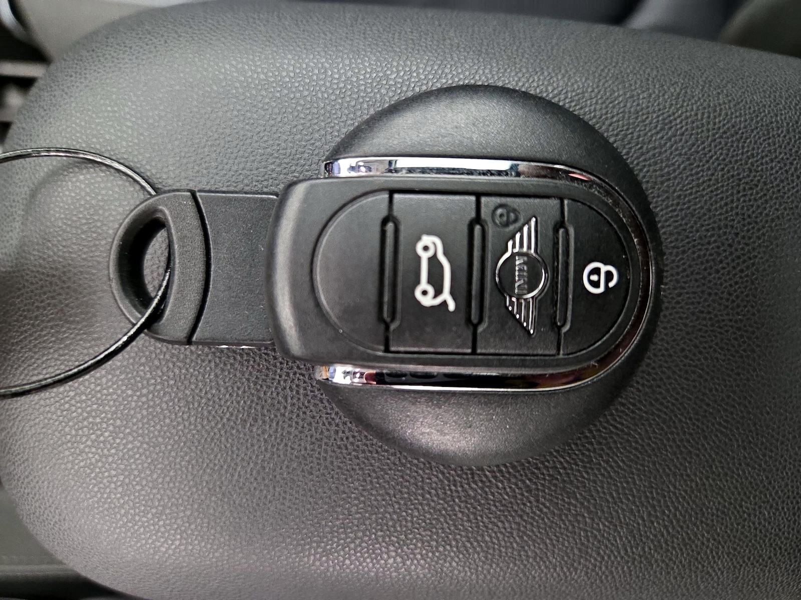 2024 MINI Hardtop 4 Door S - Photo 25