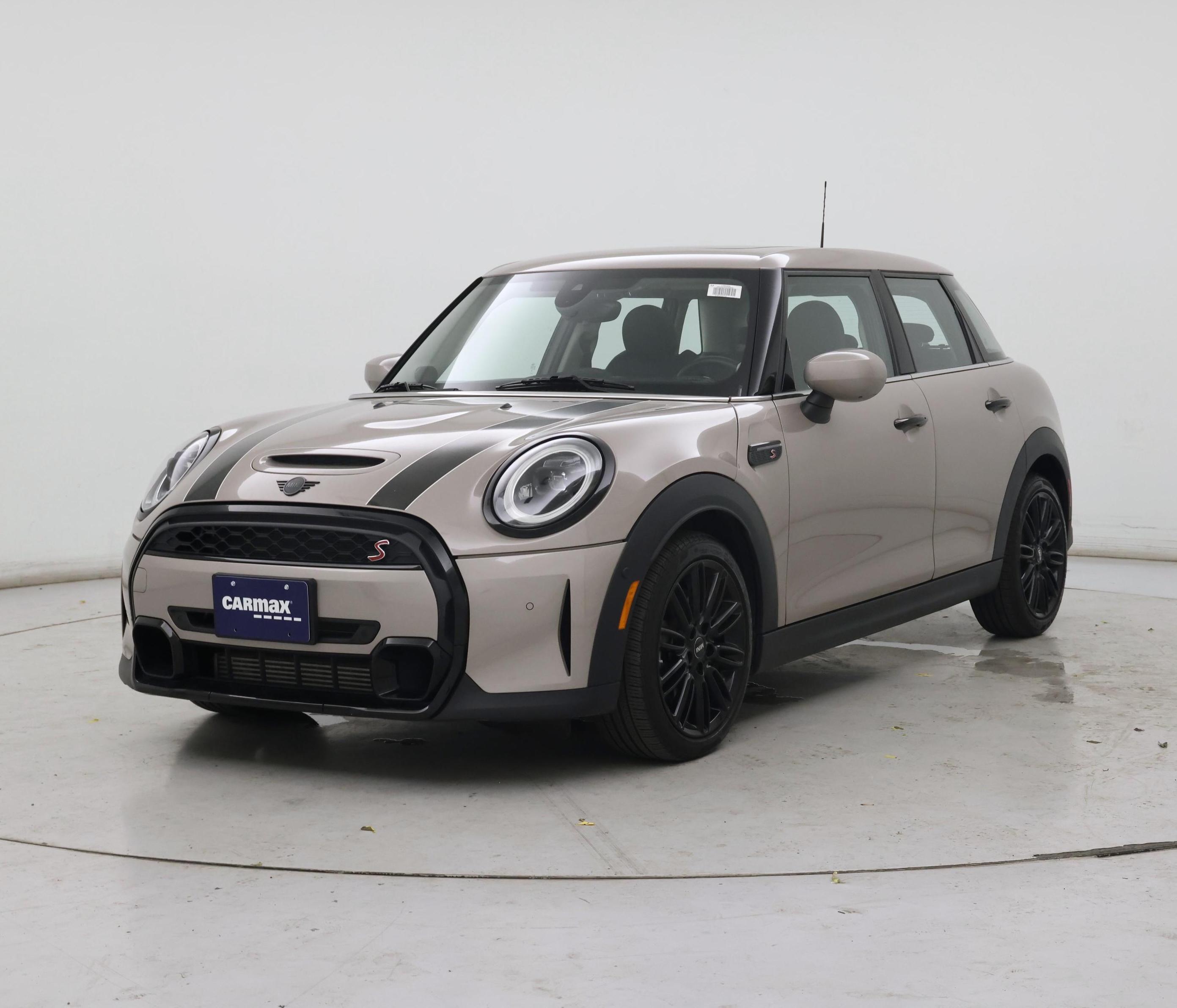 Thumbnail: 2024 MINI Cooper Hardtop - 4