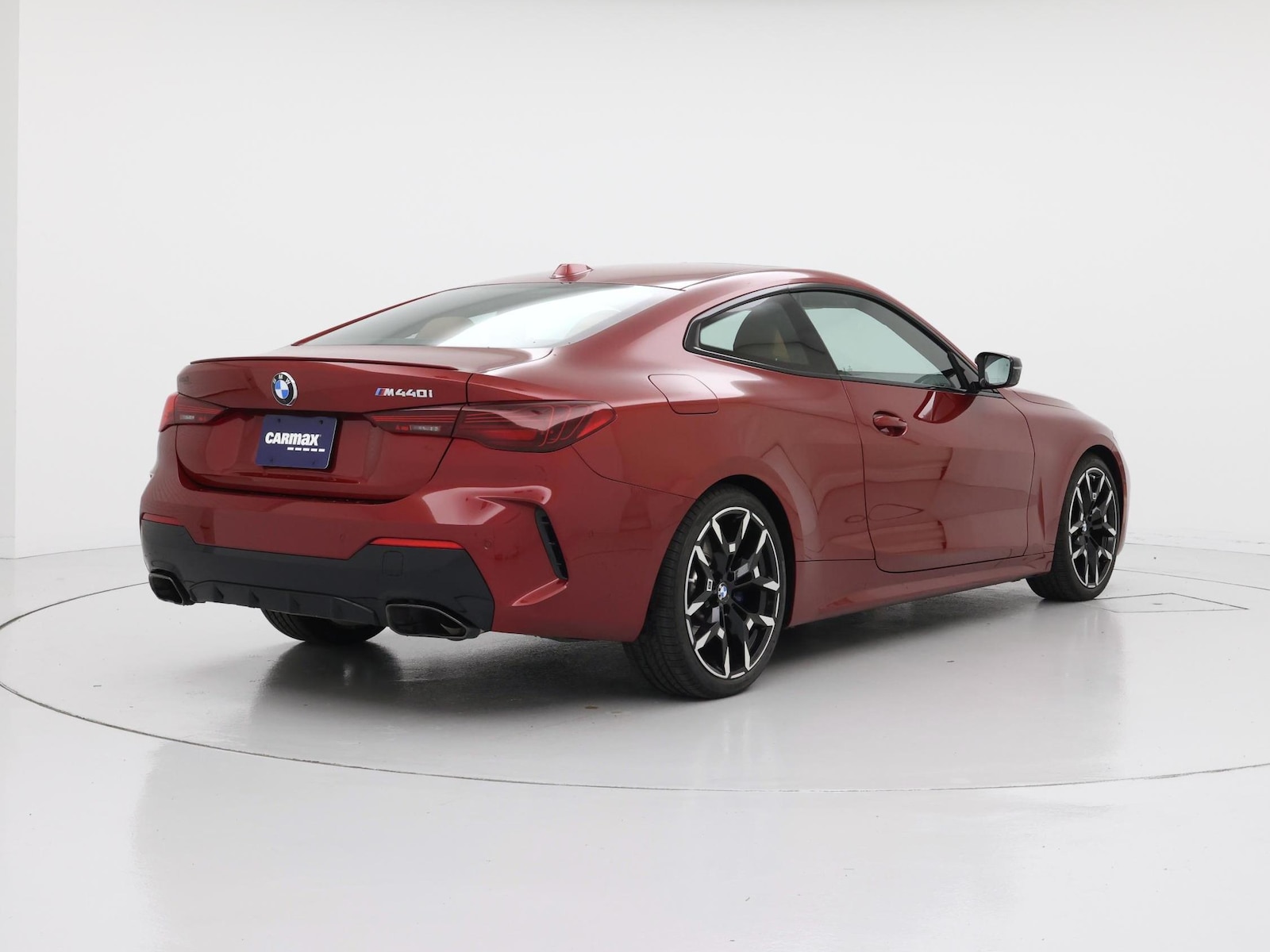 2026 BMW 4 Series M440i - Photo 9