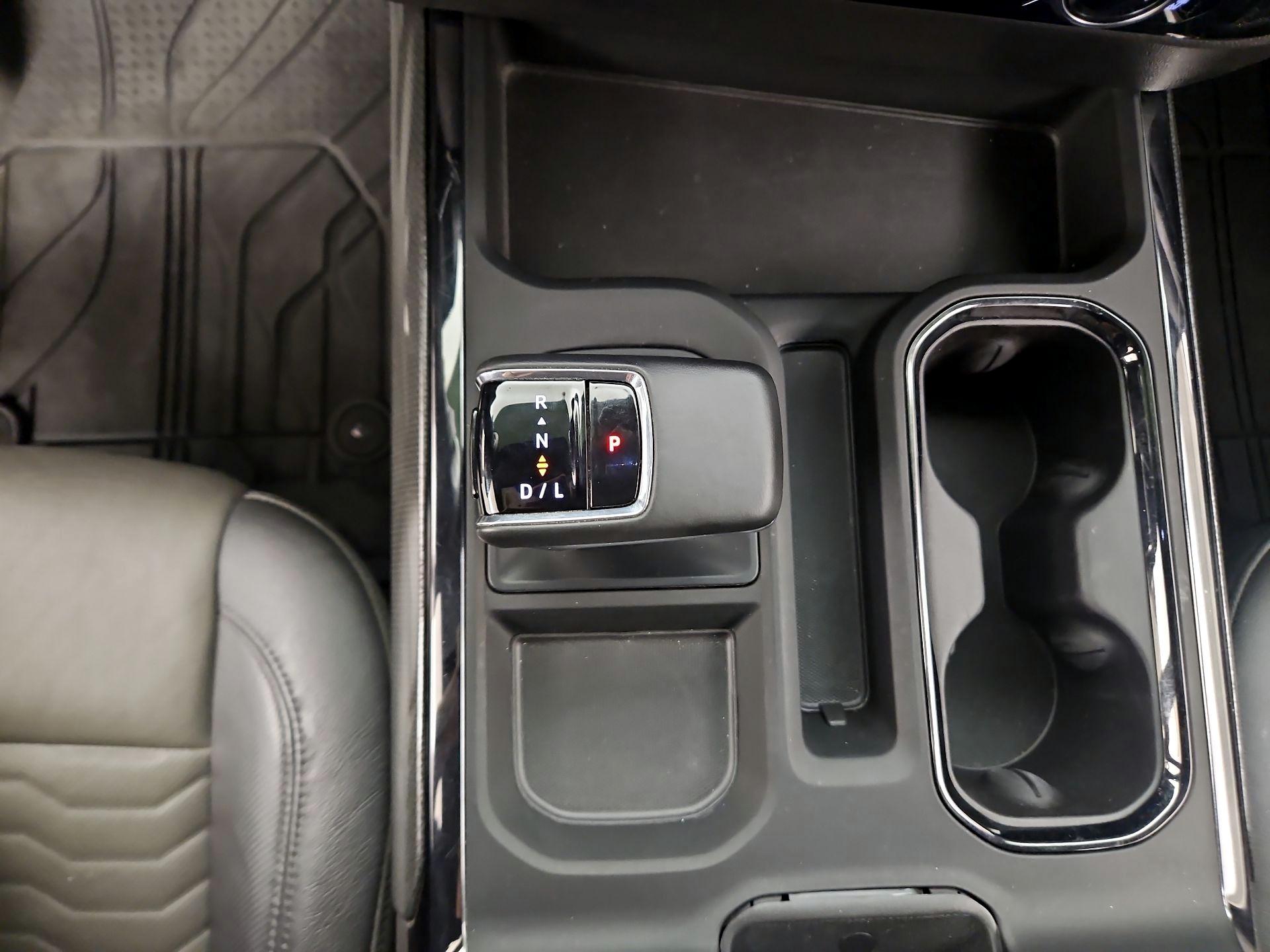 Thumbnail: 2025 Chevrolet Silverado 1500 - 18