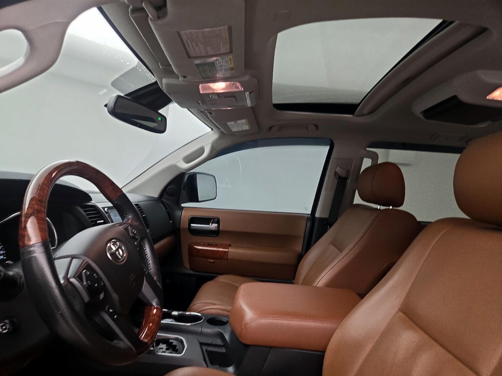 2021 Toyota Sequoia Platinum - Photo 21