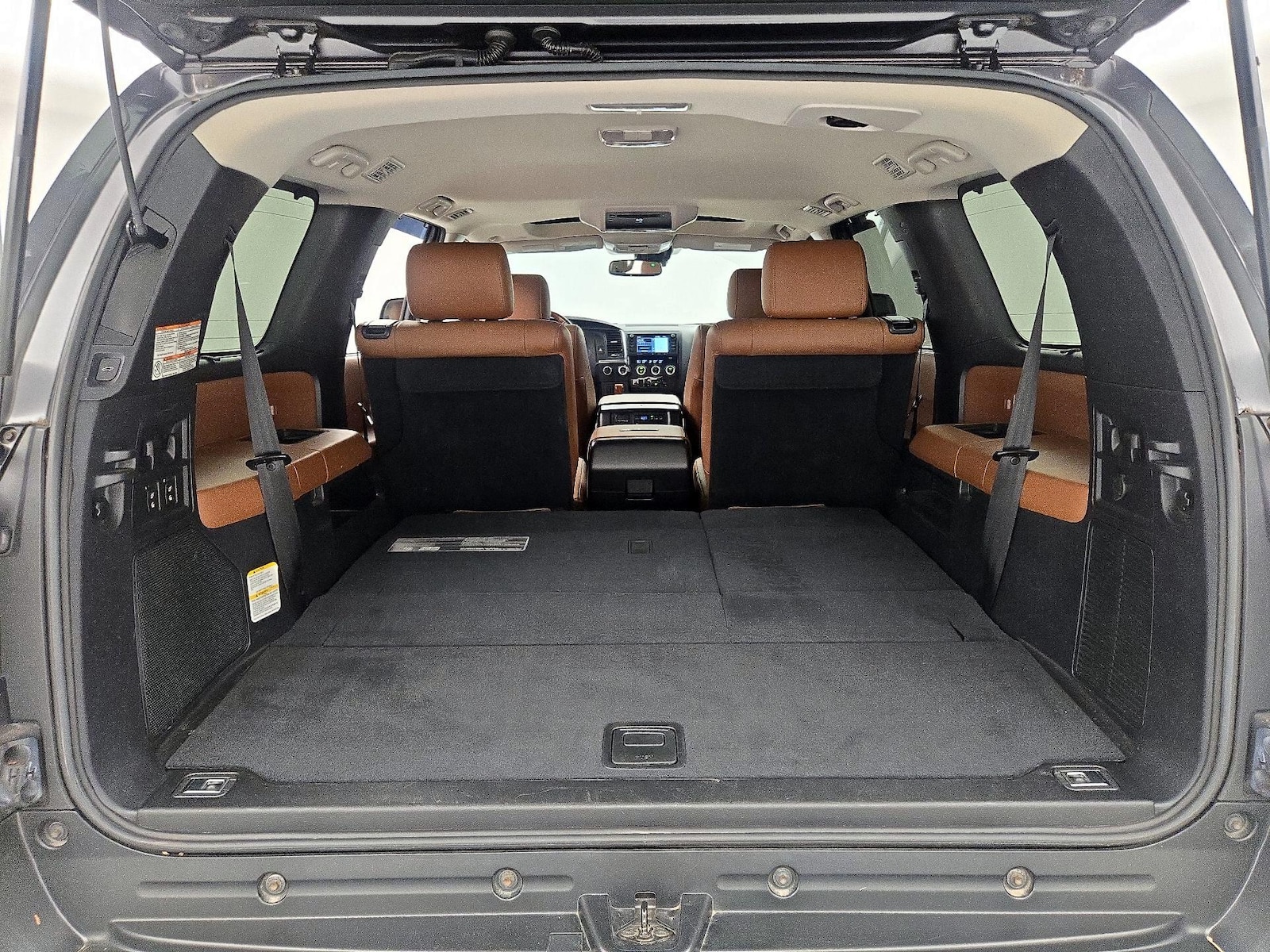 2021 Toyota Sequoia Platinum - Photo 25