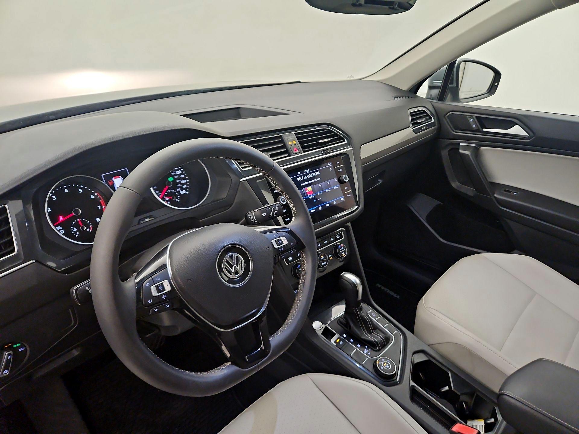 Thumbnail: 2021 Volkswagen Tiguan - 9