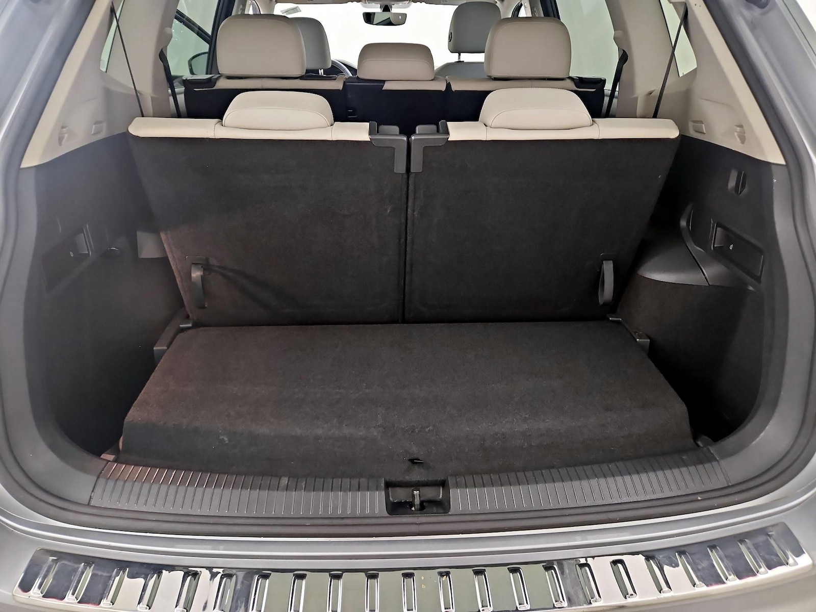 2021 Volkswagen Tiguan SE - Photo 23