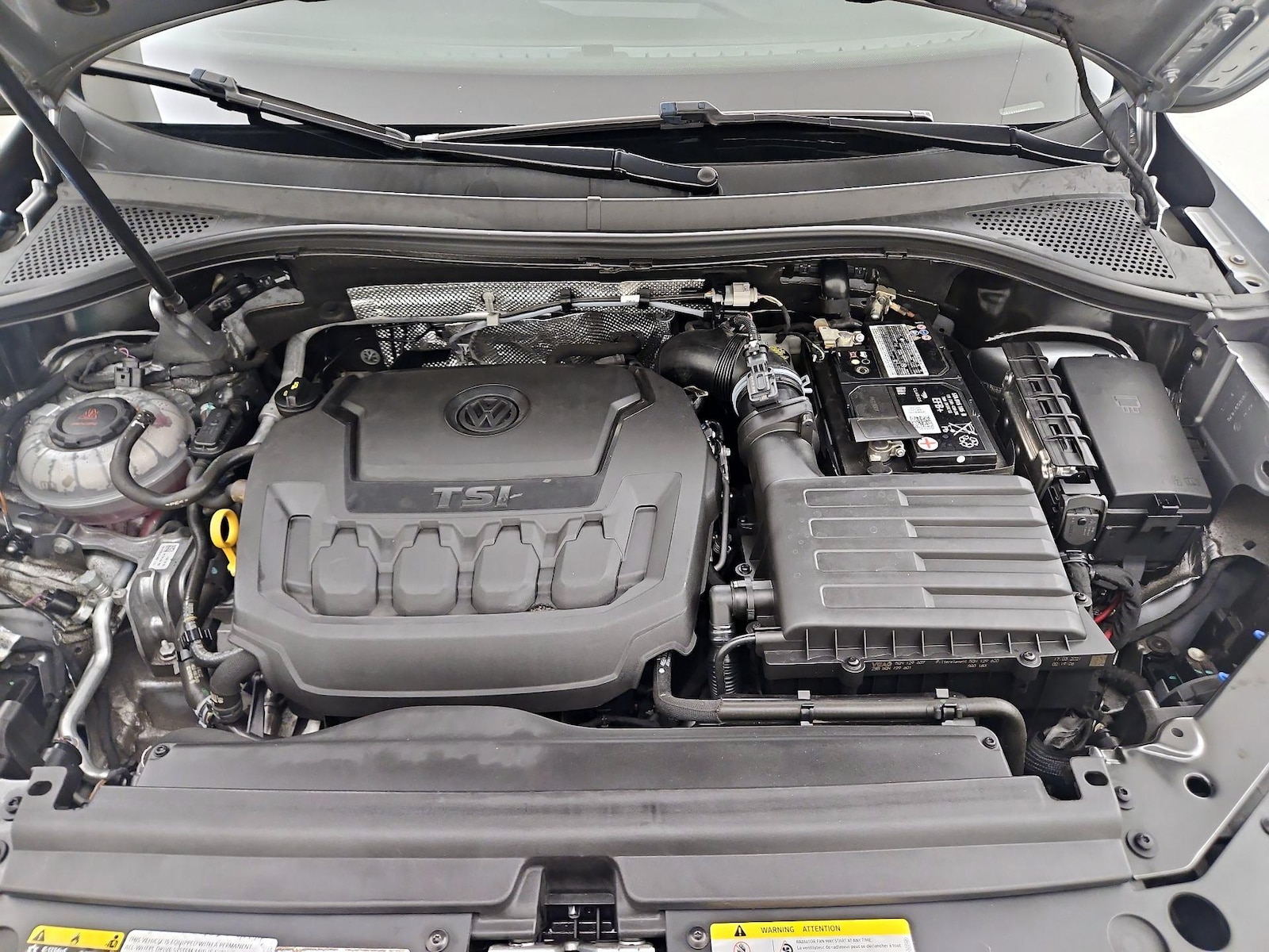 2021 Volkswagen Tiguan SE - Photo 24