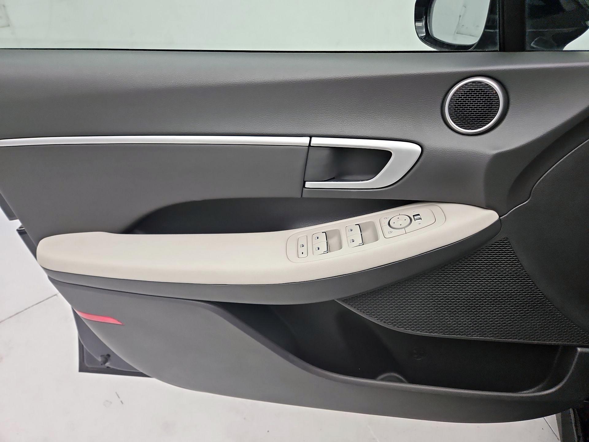 Thumbnail: 2025 Hyundai Sonata - 12