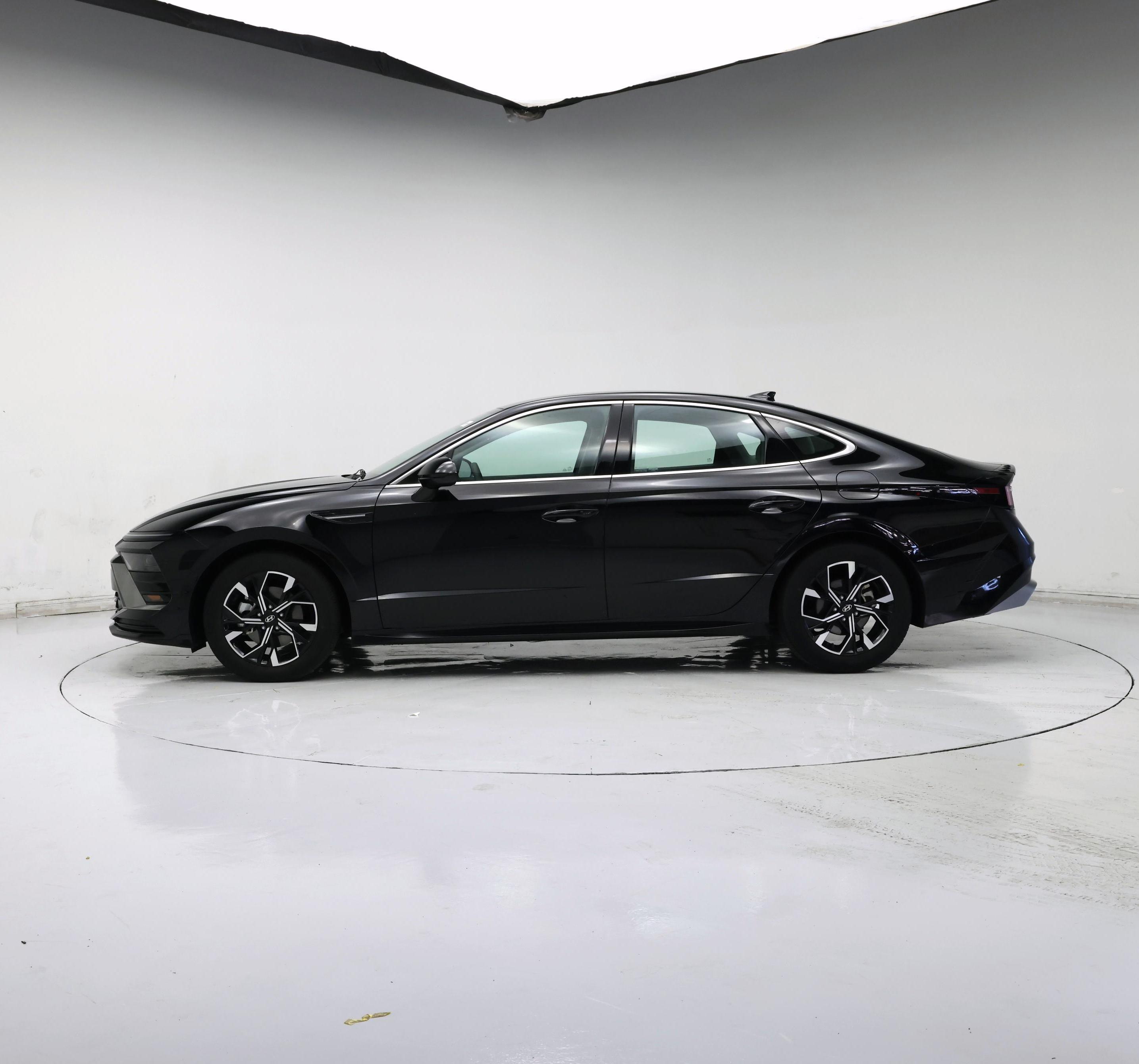 Thumbnail: 2025 Hyundai Sonata - 3