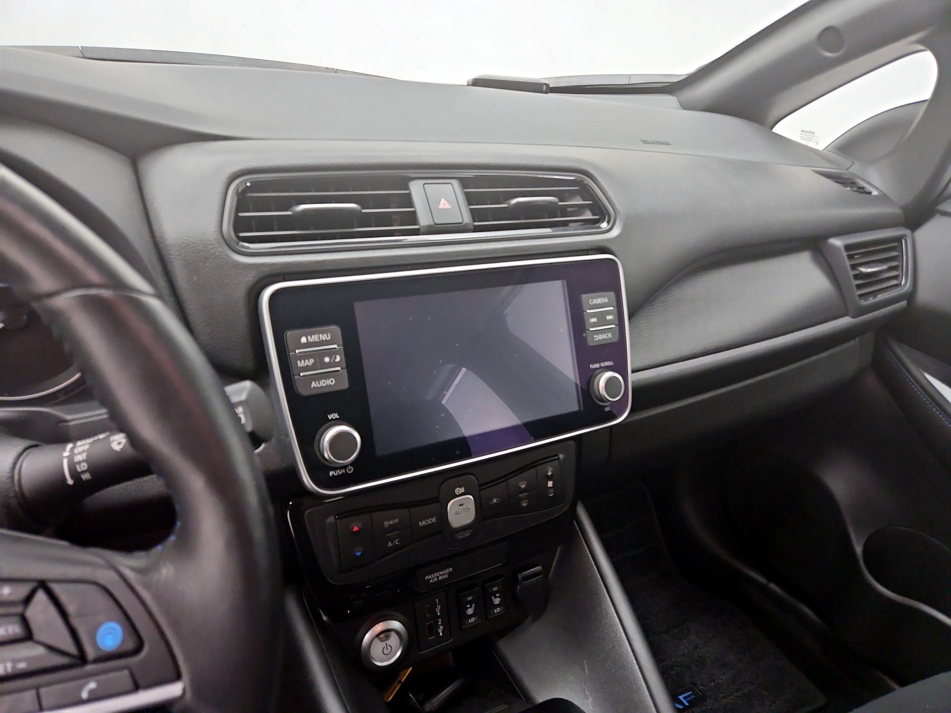 Thumbnail: 2024 Nissan Leaf - 16