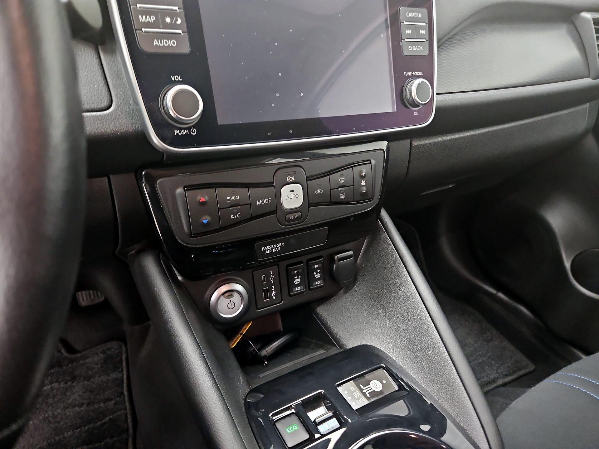 Thumbnail: 2024 Nissan Leaf - 17