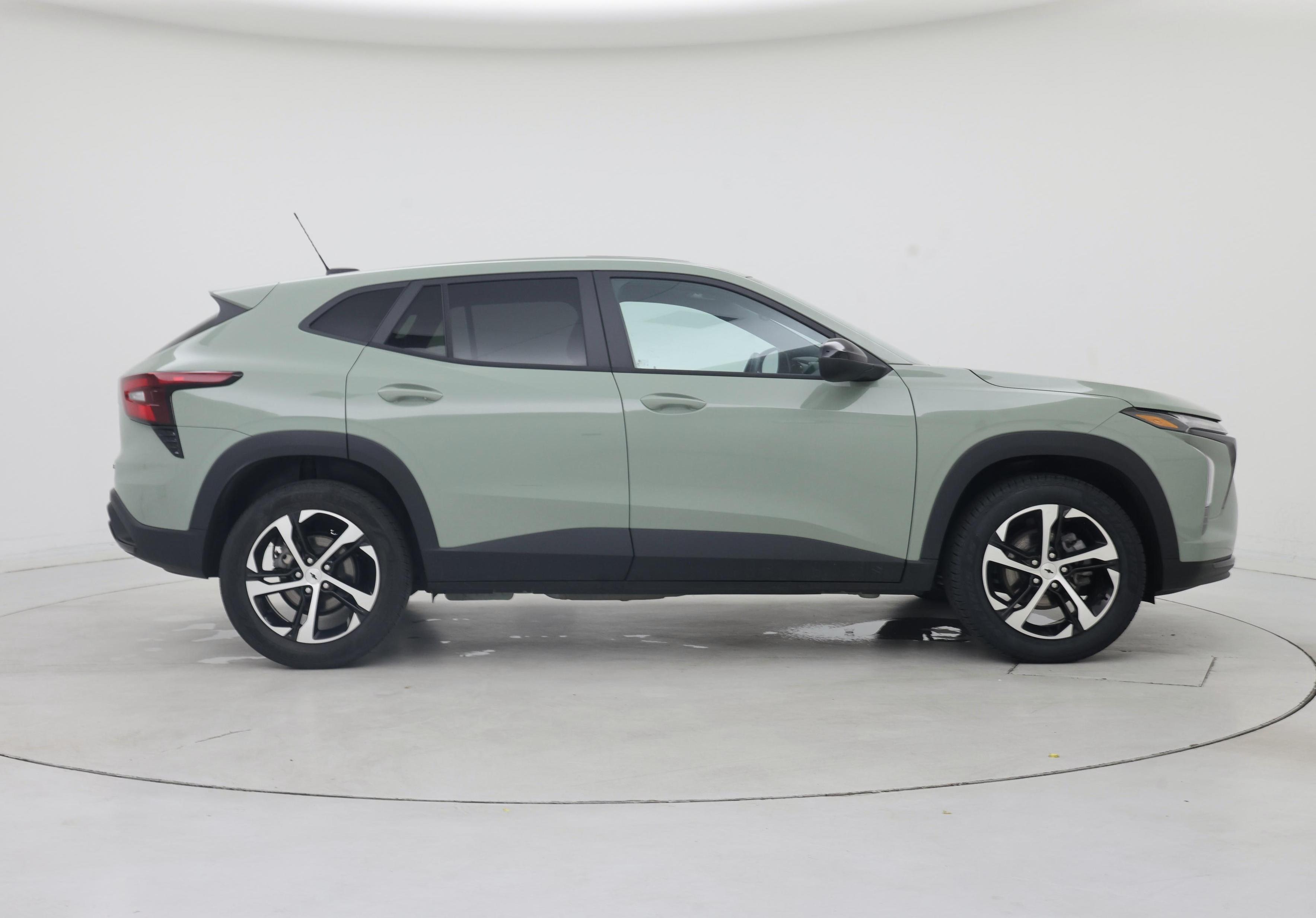 Thumbnail: 2024 Chevrolet Trax - 7