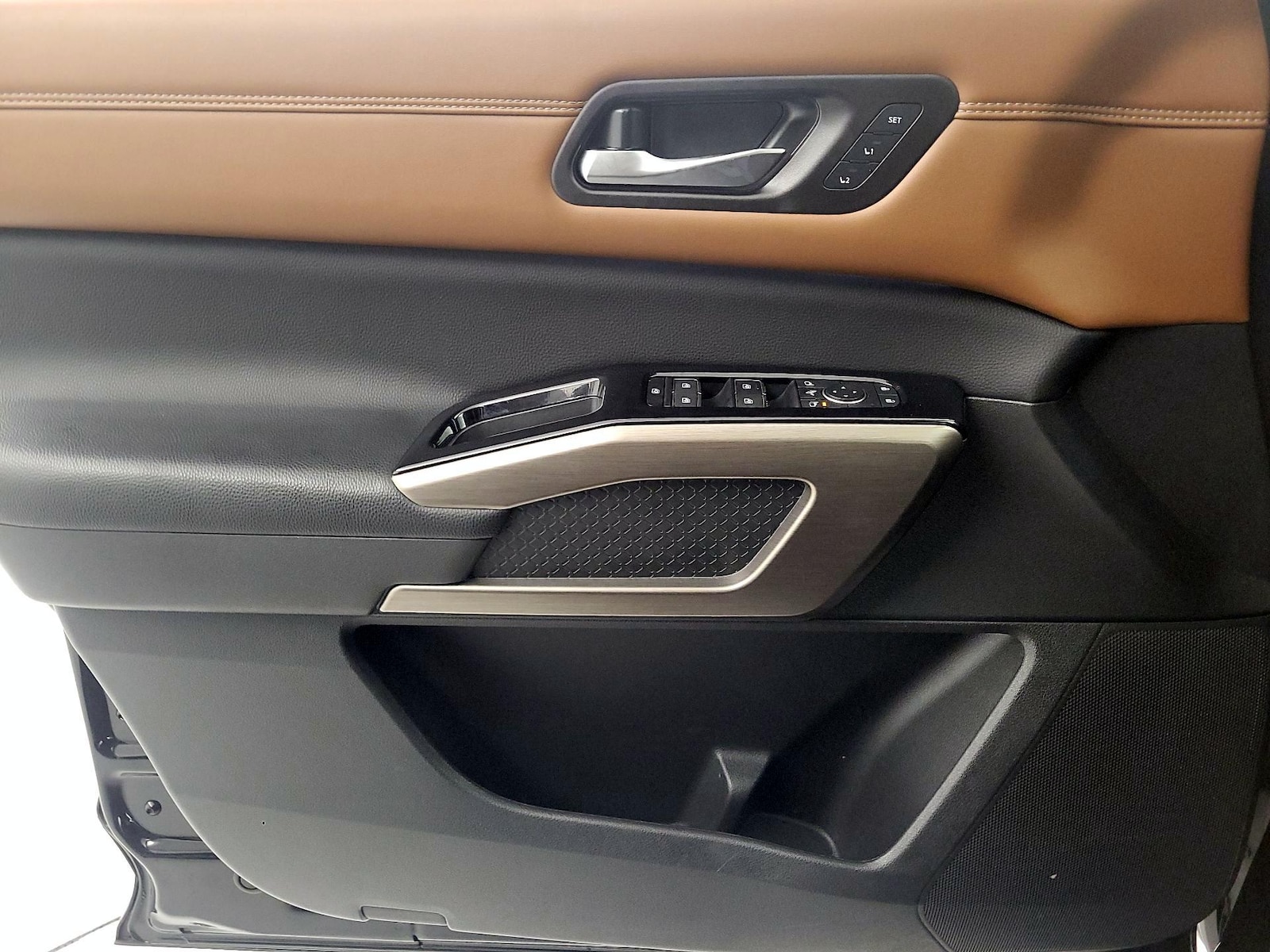 2024 Nissan Pathfinder Platinum - Photo 13