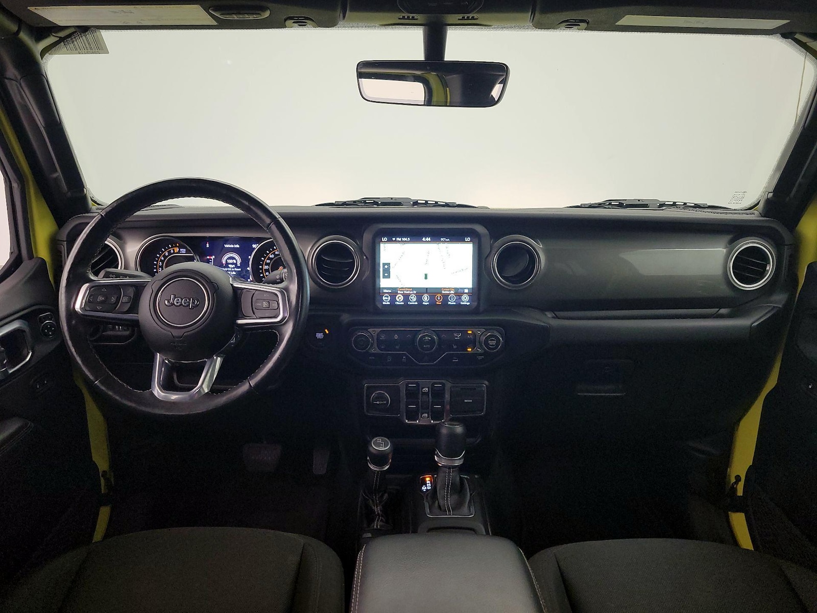 Apple CarPlay® & Android Auto™
