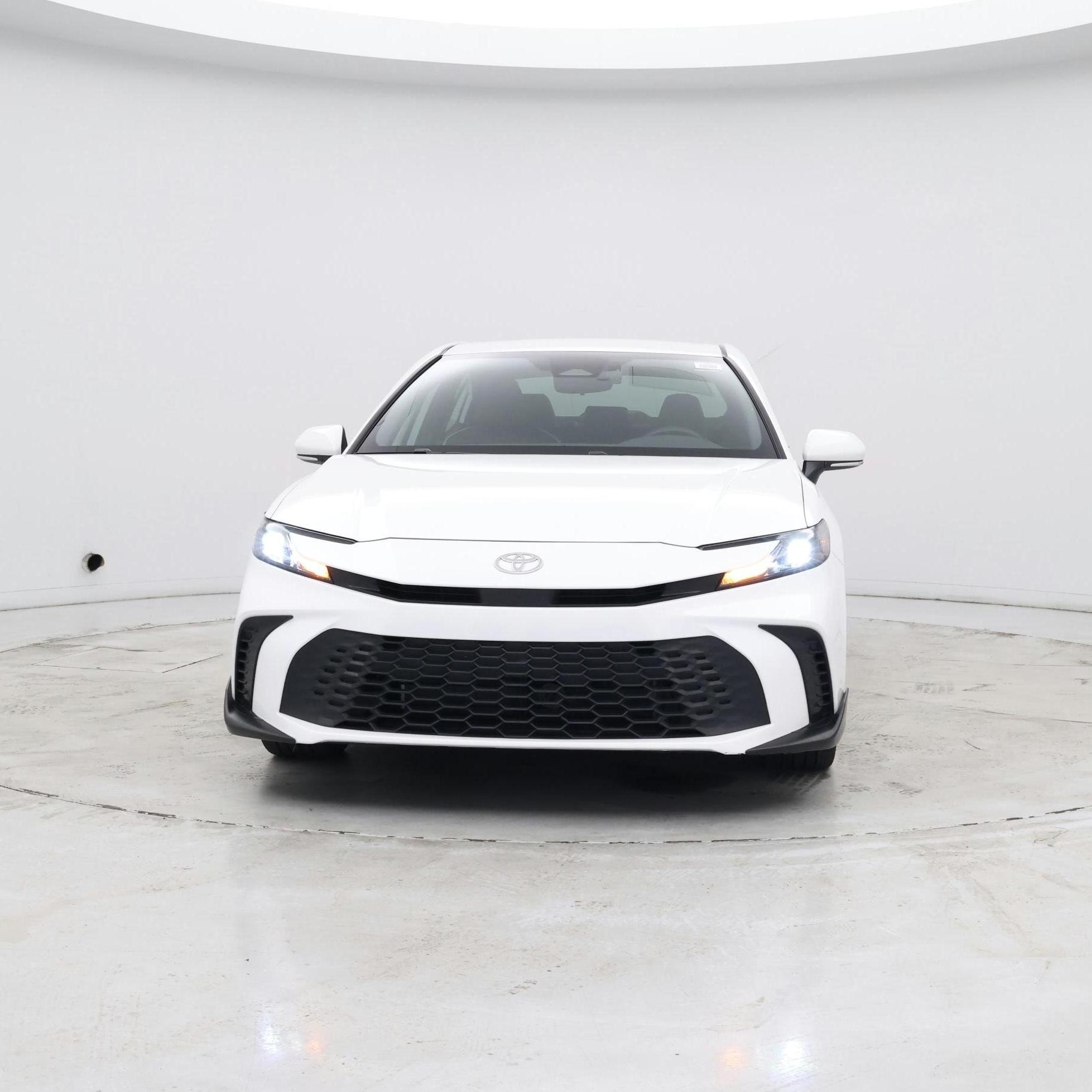 Thumbnail: 2025 Toyota Camry - 4