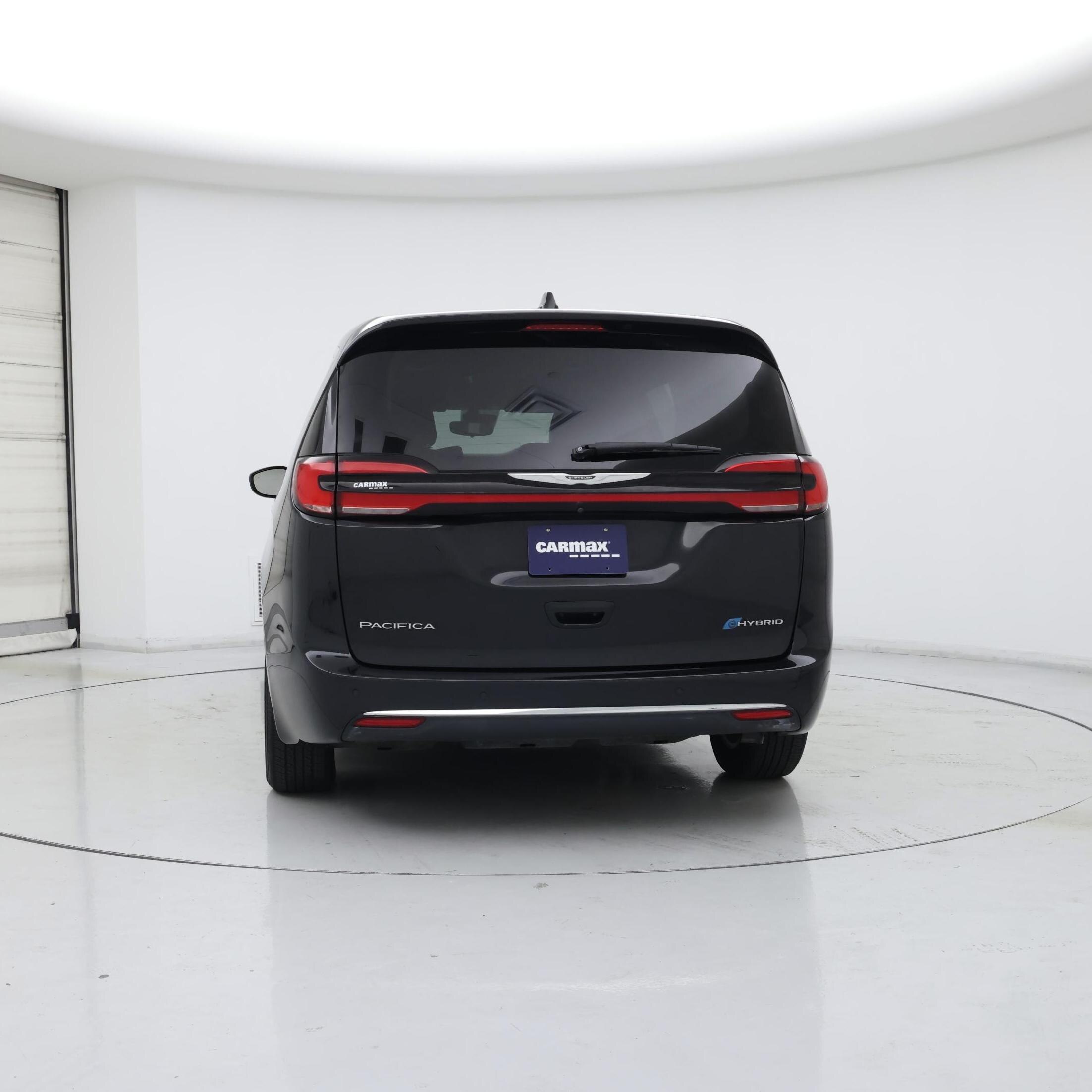 Thumbnail: 2024 Chrysler Pacifica - 6