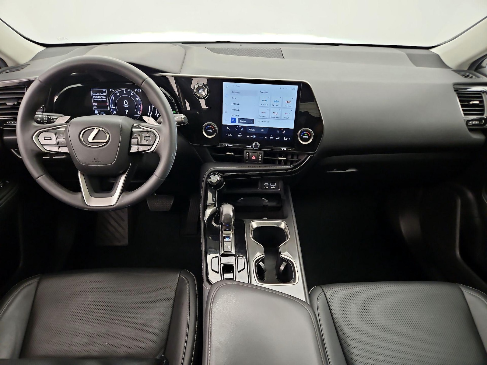 2023 Lexus NX 250 - Photo 10