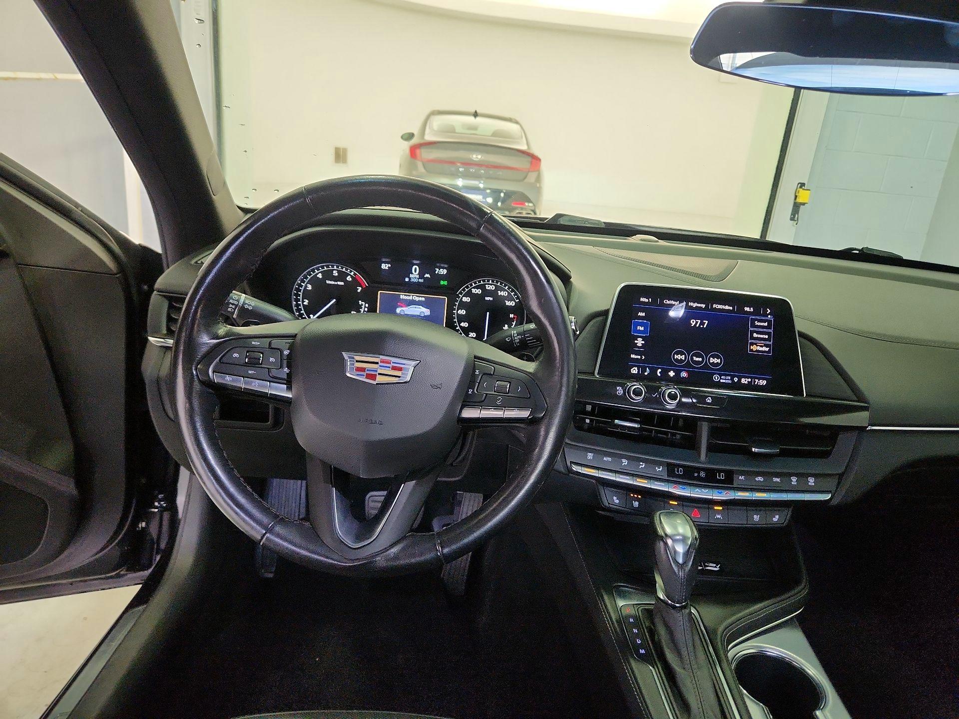 Thumbnail: 2024 Cadillac CT4 - 9