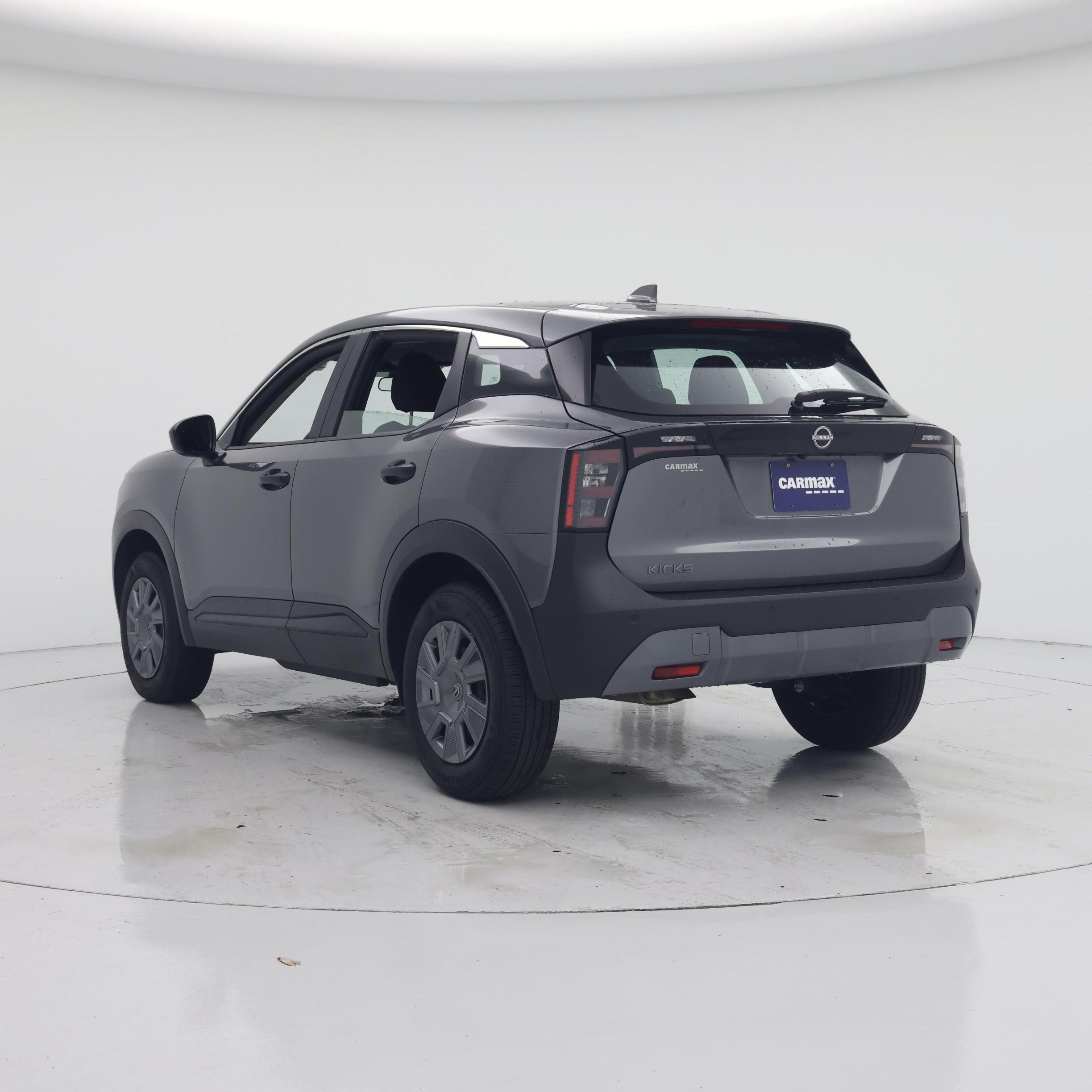 Thumbnail: 2025 Nissan Kicks - 2