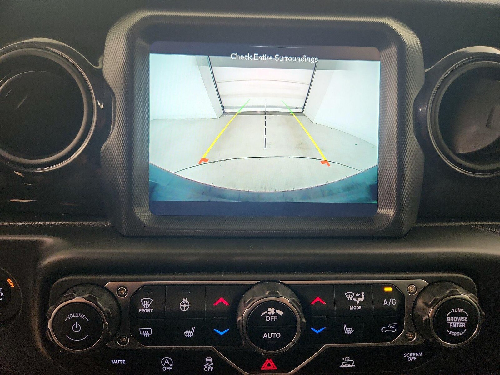 2022 Jeep Wrangler Unlimited Altitude - Photo 16
