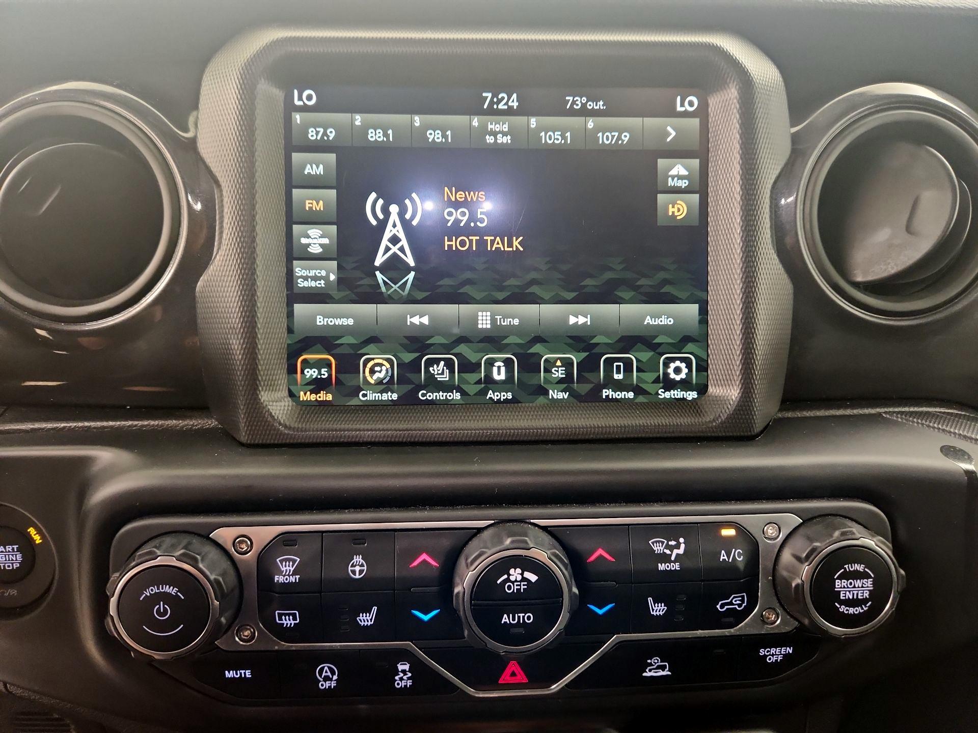 Thumbnail: 2022 Jeep Wrangler - 16