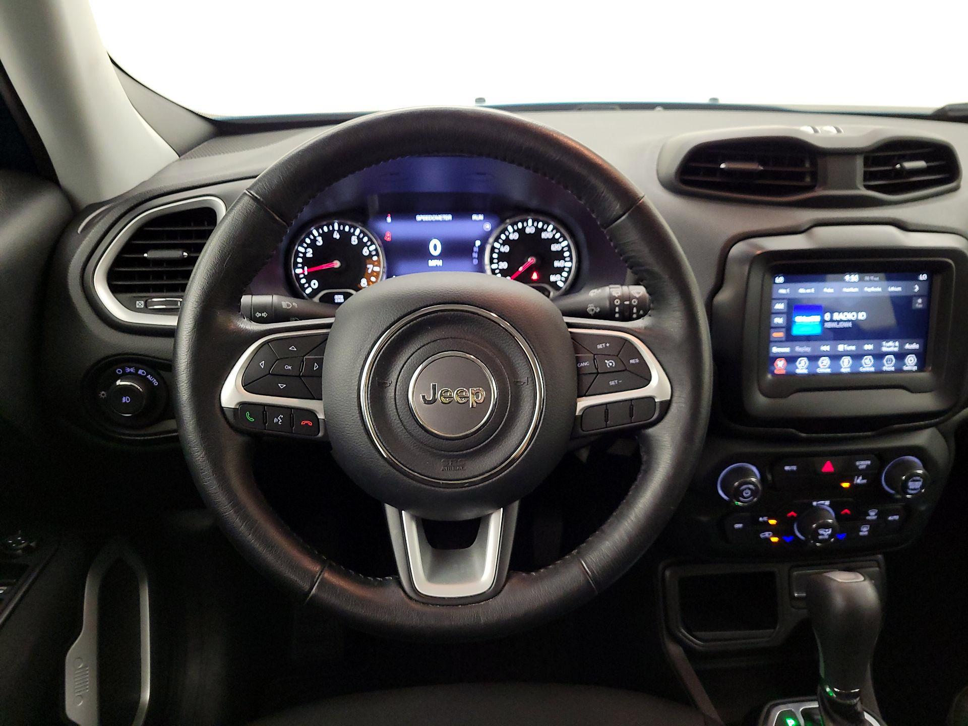 Thumbnail: 2021 Jeep Renegade - 10