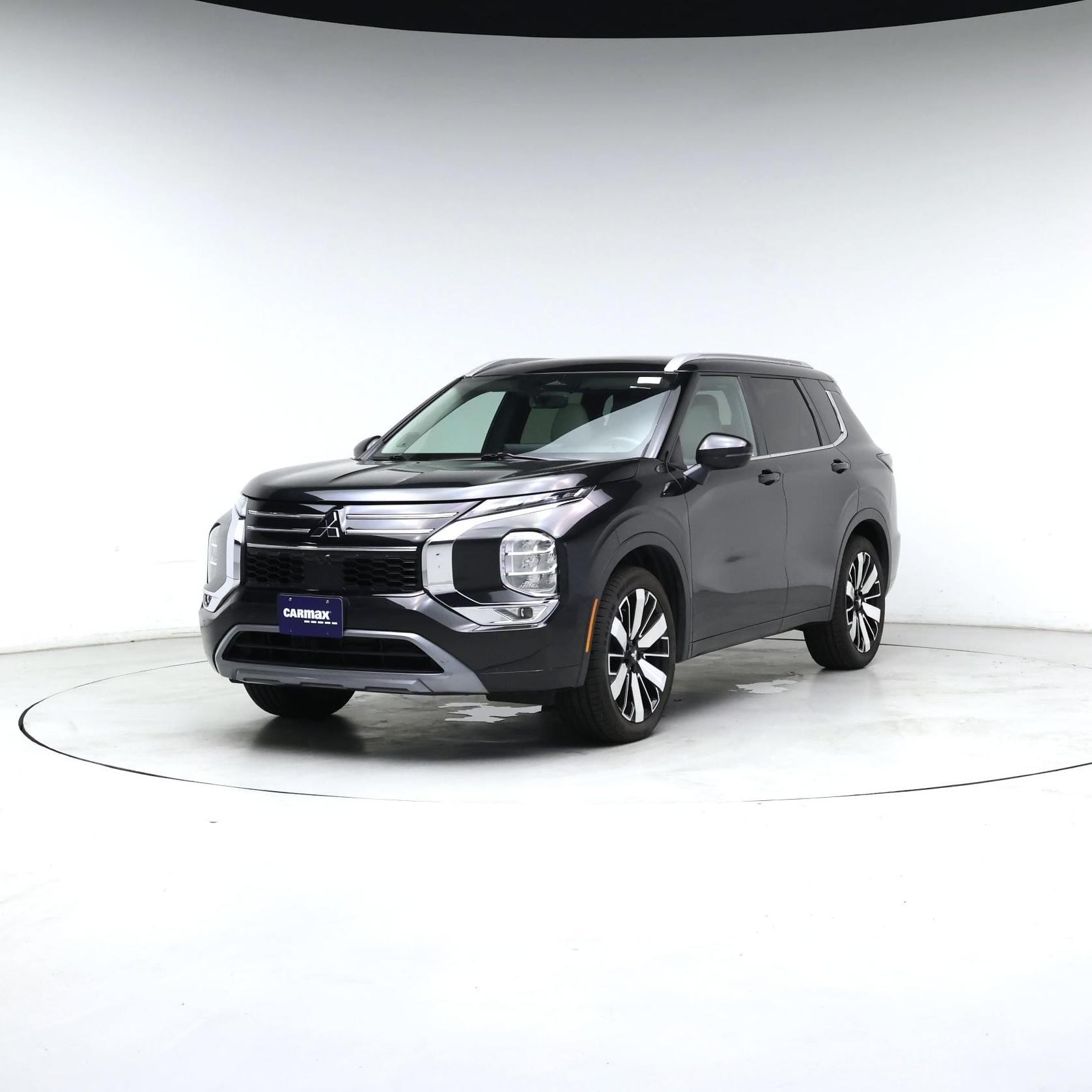 Thumbnail: 2025 Mitsubishi Outlander - 4