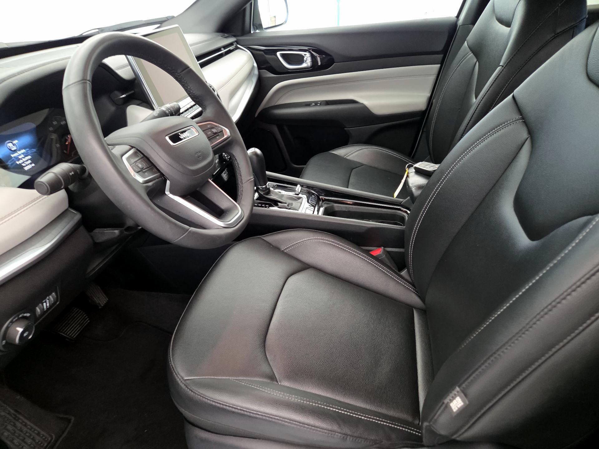 Thumbnail: 2025 Jeep Compass - 11