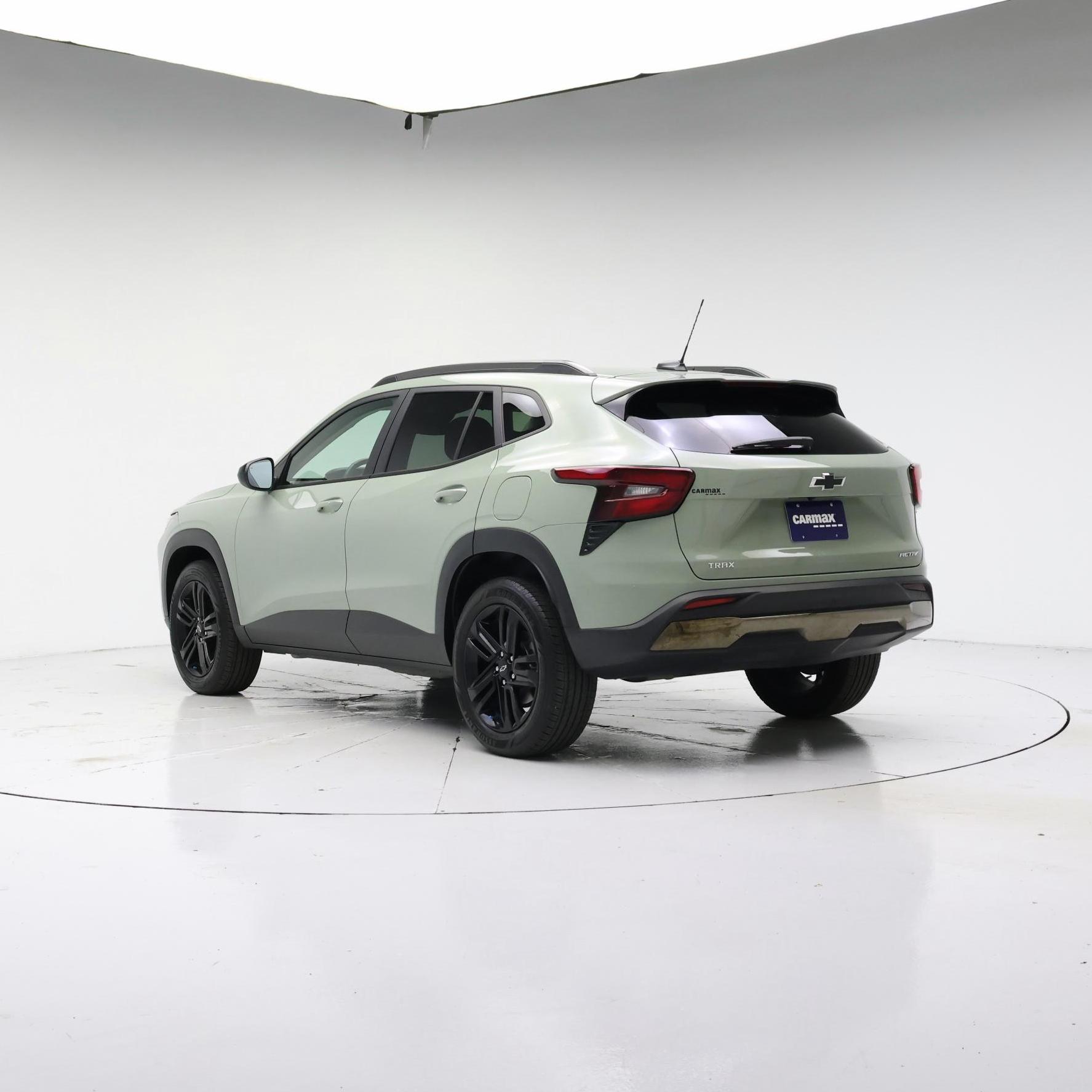 Thumbnail: 2024 Chevrolet Trax - 2