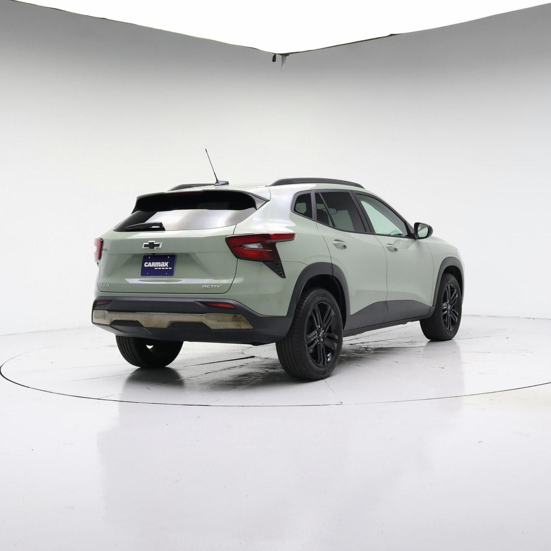 Thumbnail: 2024 Chevrolet Trax - 8