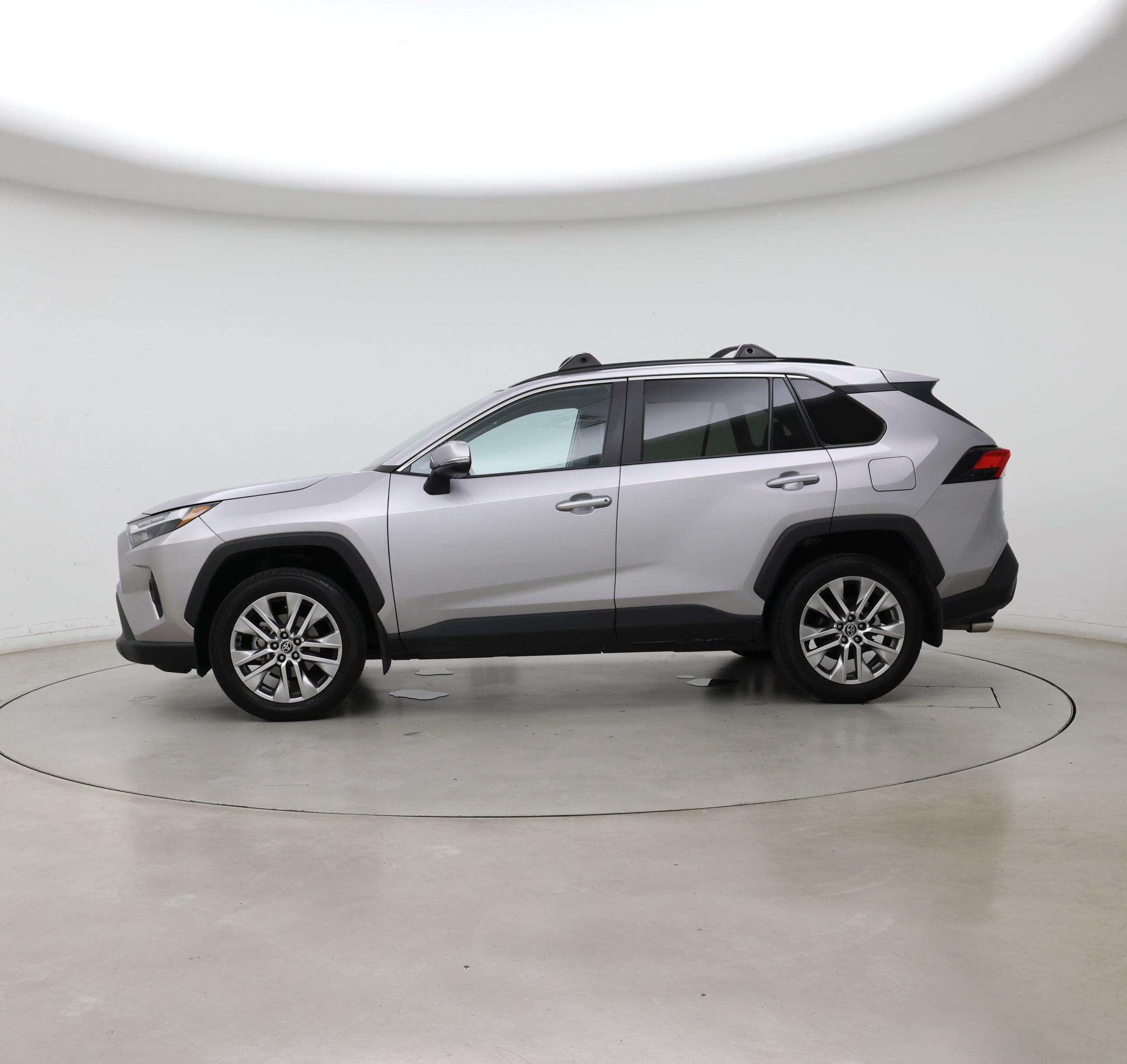 Thumbnail: 2024 Toyota RAV4 - 3