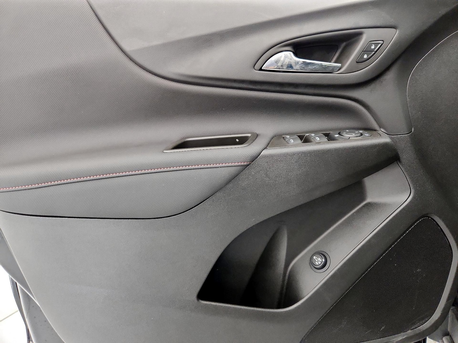 2024 Chevrolet Equinox RS - Photo 13