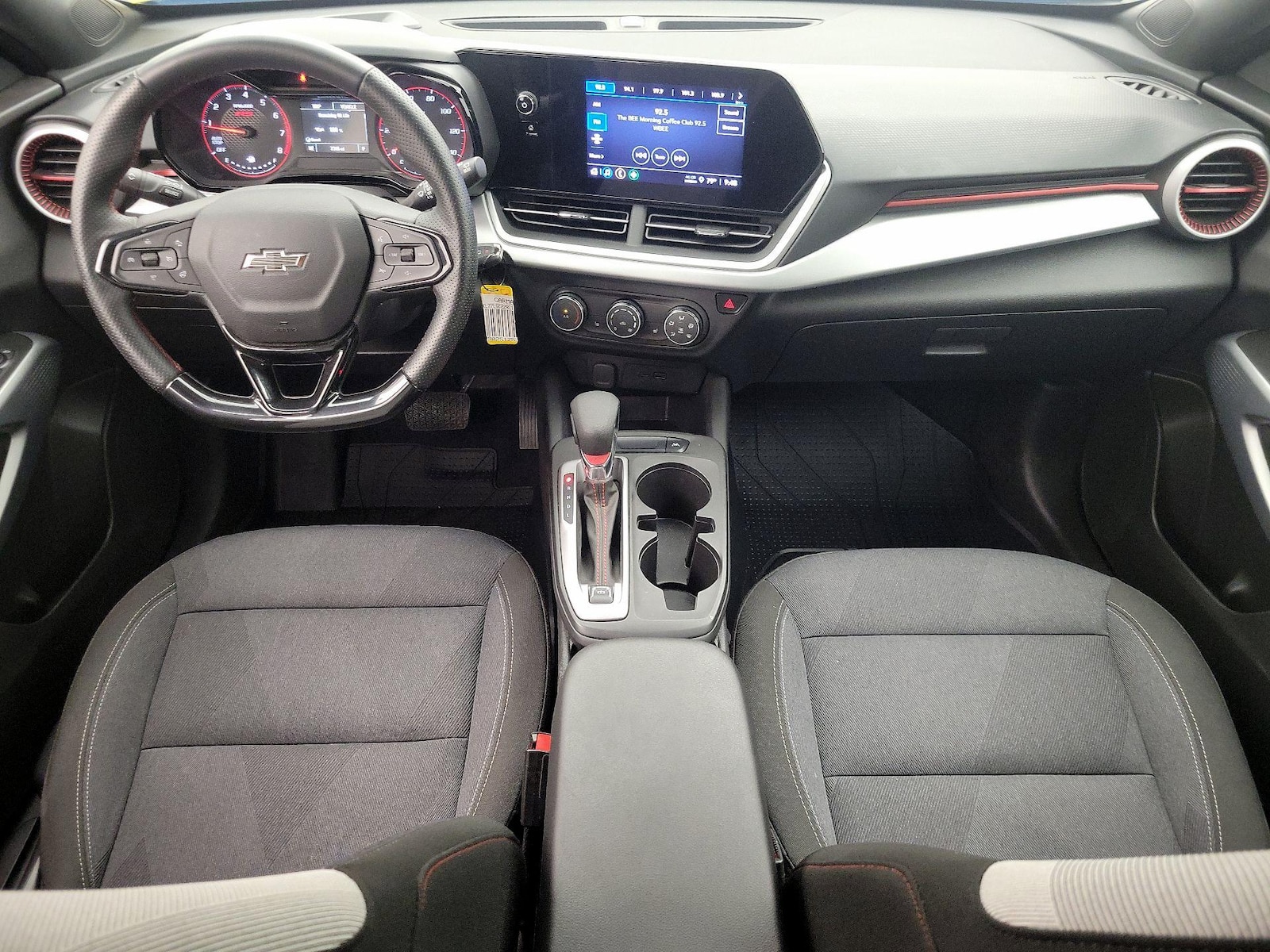 2024 Chevrolet Trax RS - Photo 10