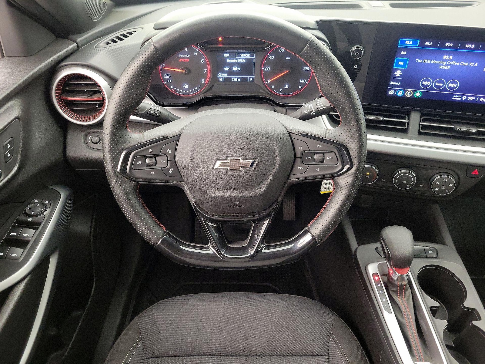 2024 Chevrolet Trax RS - Photo 11
