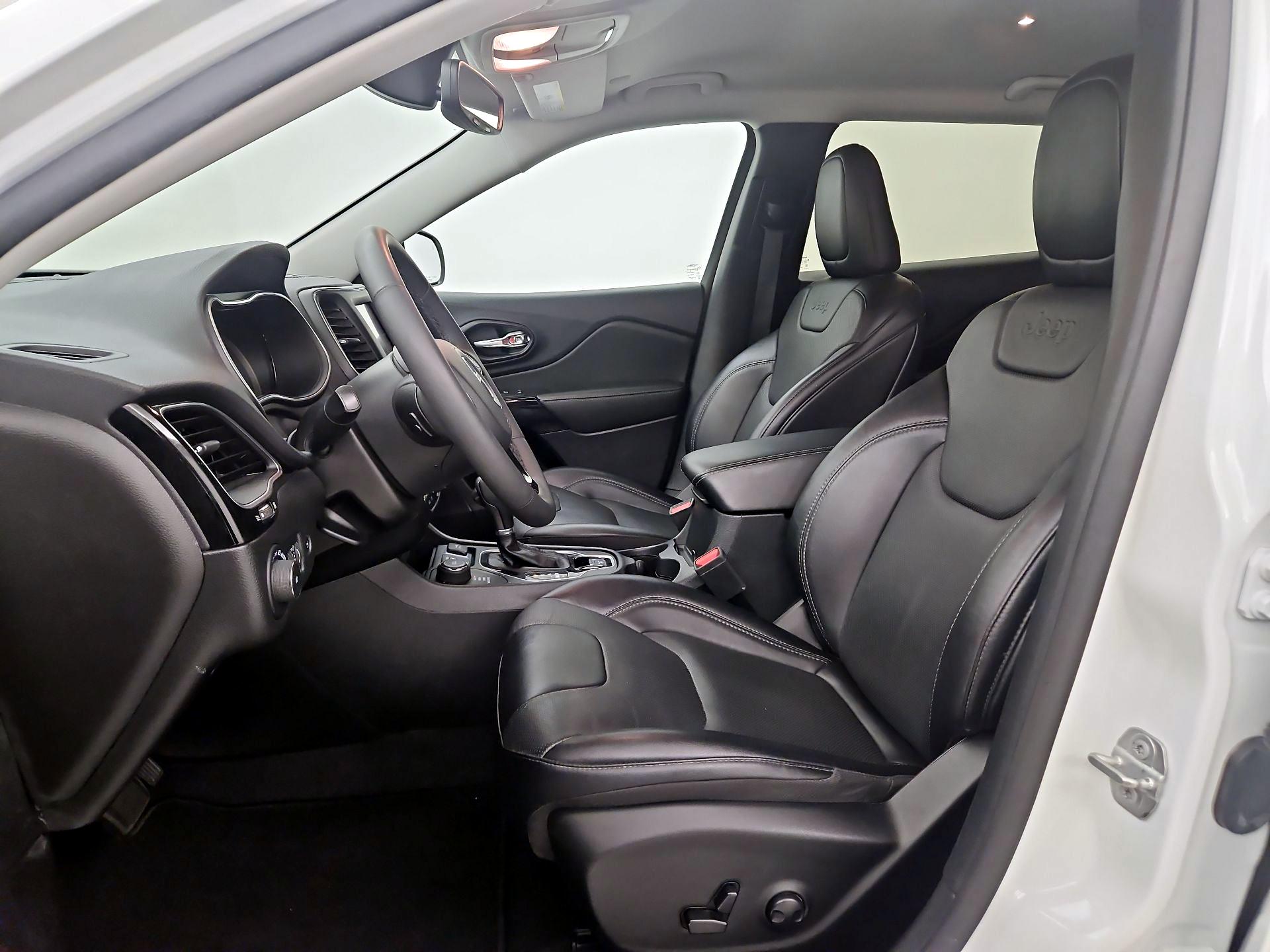 Thumbnail: 2023 Jeep Cherokee - 11