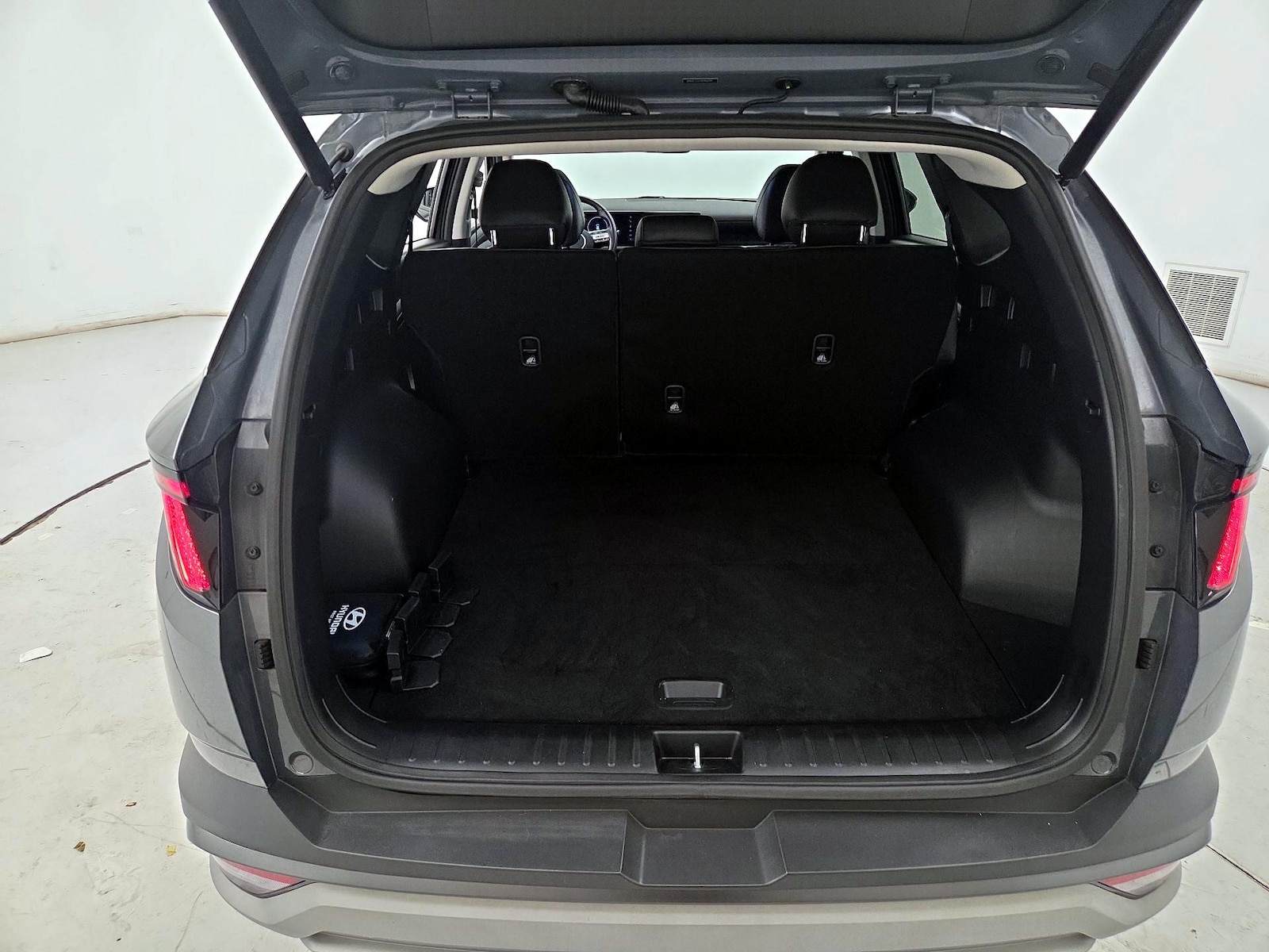 2025 Hyundai Tucson SEL Convenience - Photo 23