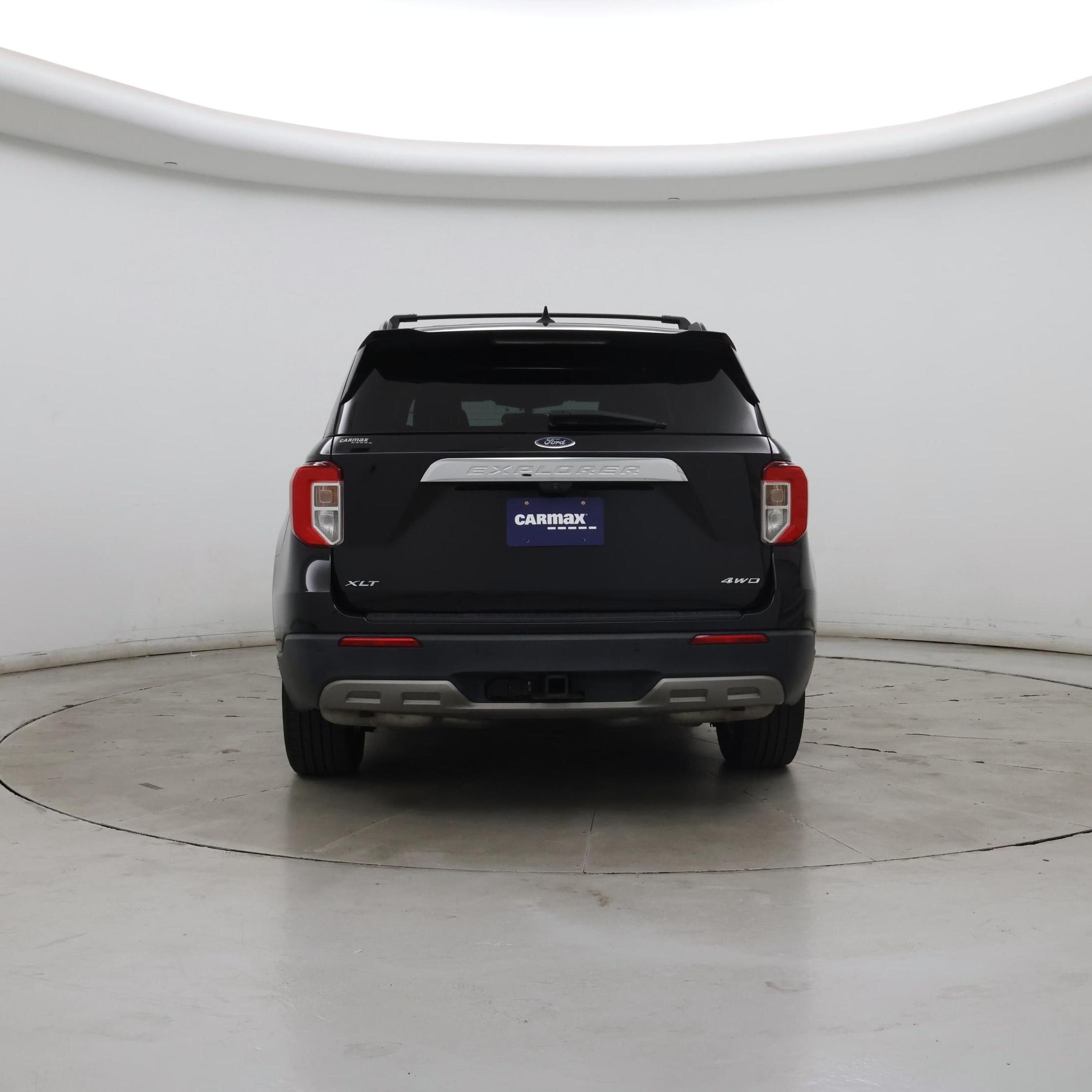 Thumbnail: 2022 Ford Explorer - 6