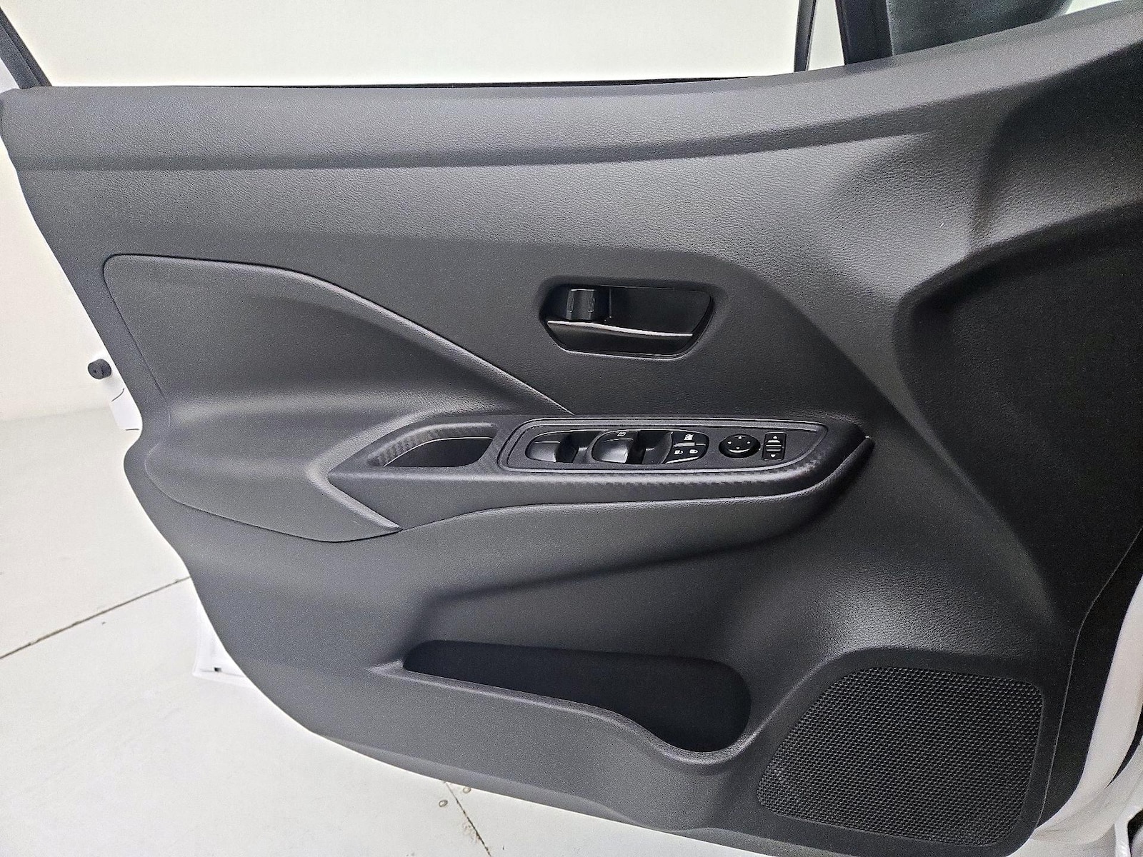 2022 Nissan Versa Sedan S - Photo 13
