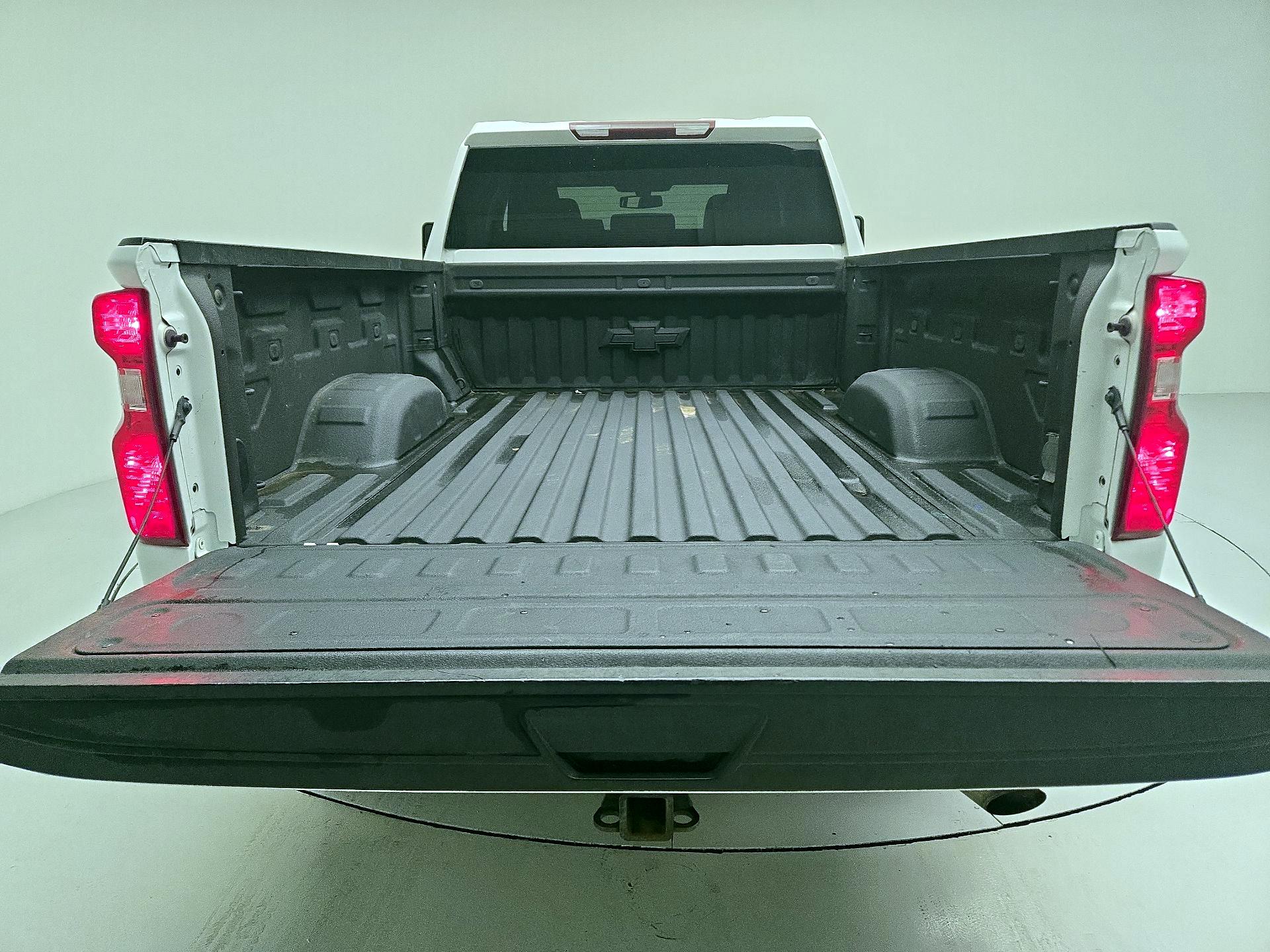 Thumbnail: 2020 Chevrolet Silverado 2500 - 19