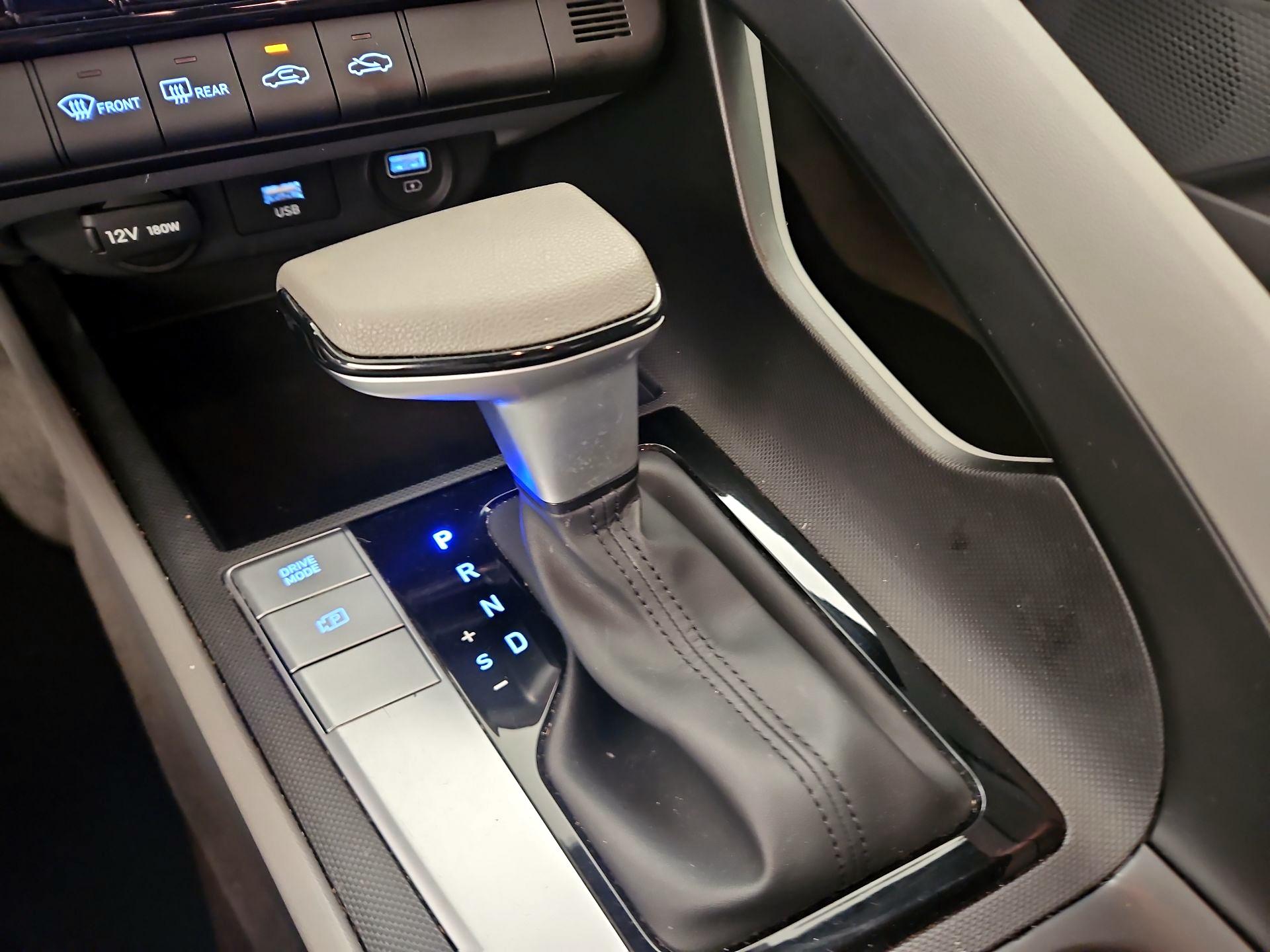 Thumbnail: 2023 Hyundai Elantra - 17