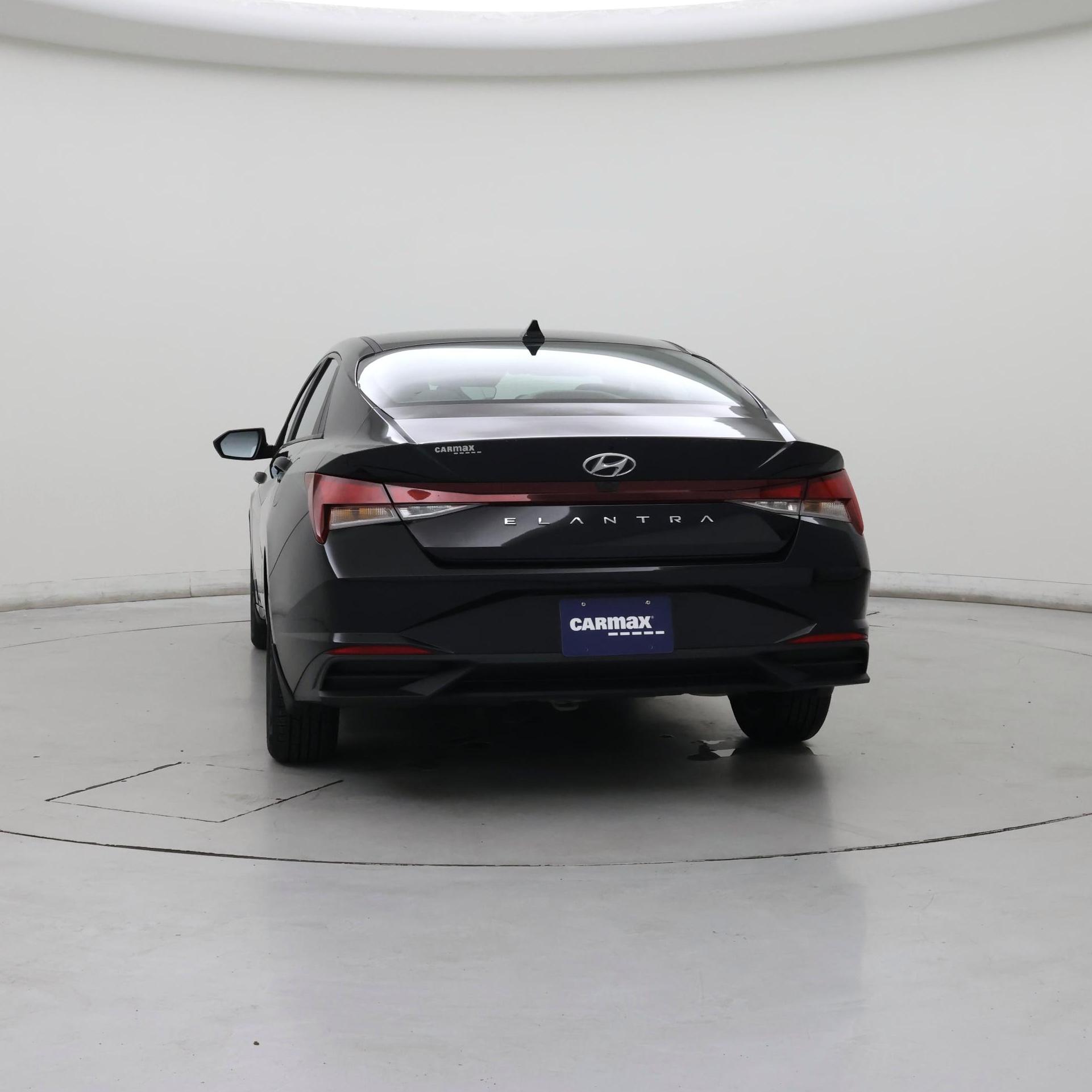 Thumbnail: 2023 Hyundai Elantra - 6