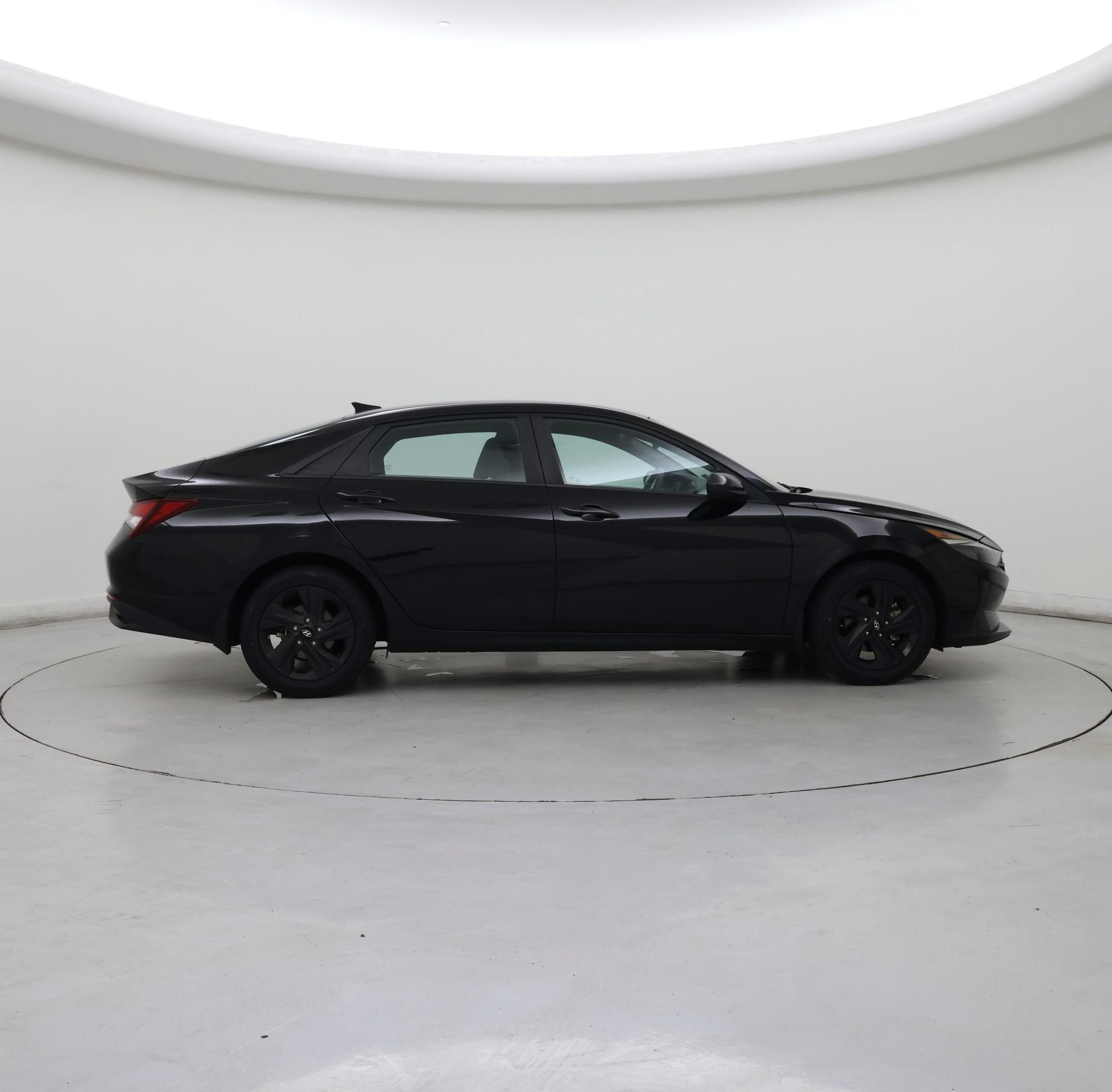 Thumbnail: 2023 Hyundai Elantra - 7